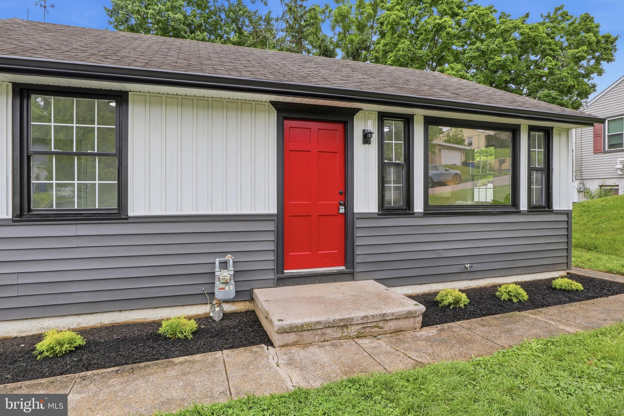 HIGH ACRES - Residential