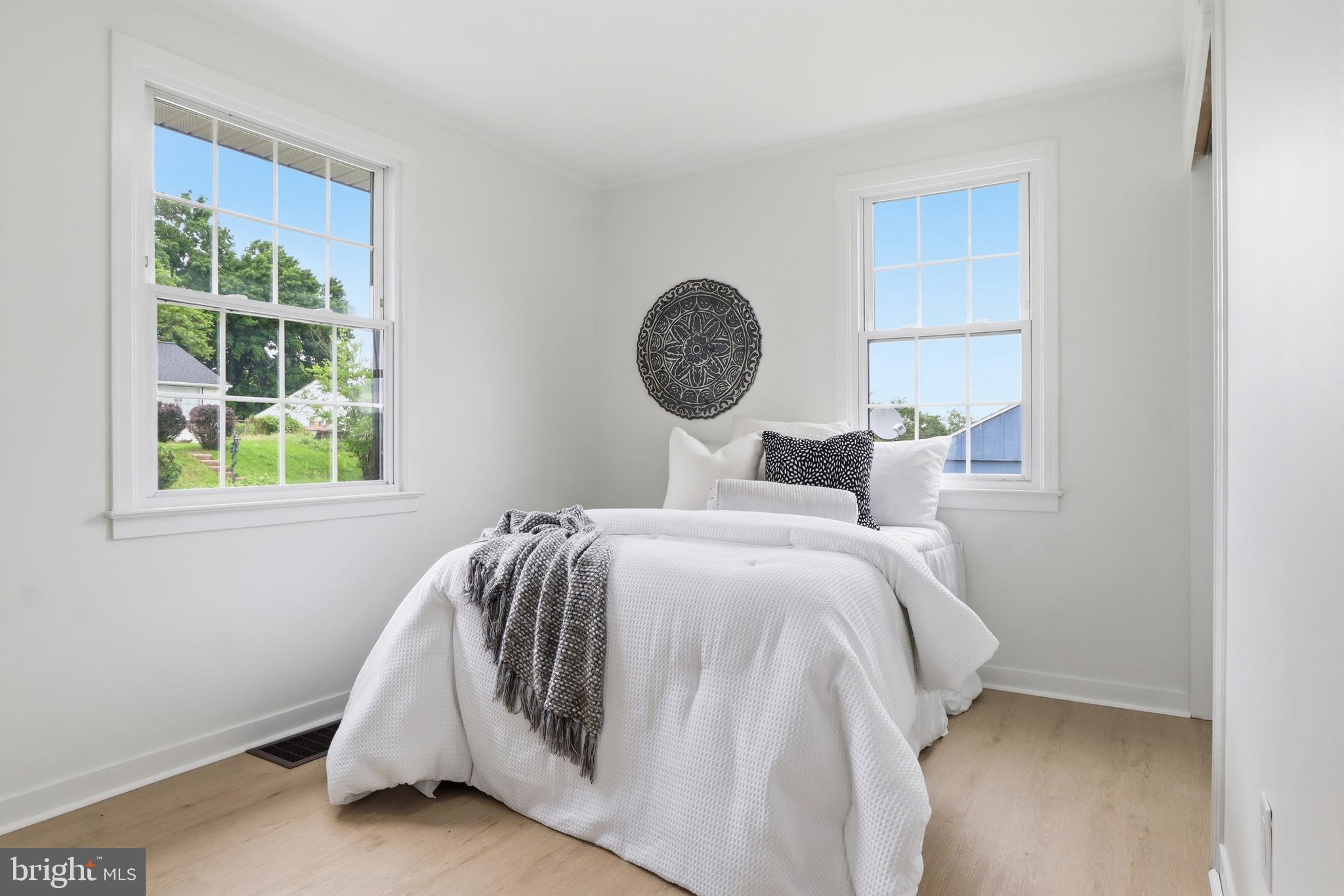 HIGH ACRES - Residential