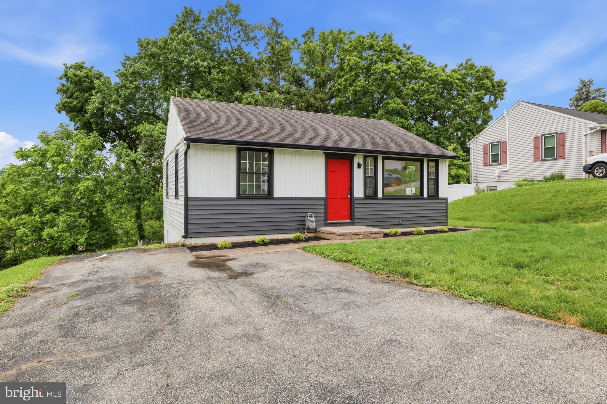 HIGH ACRES - Residential