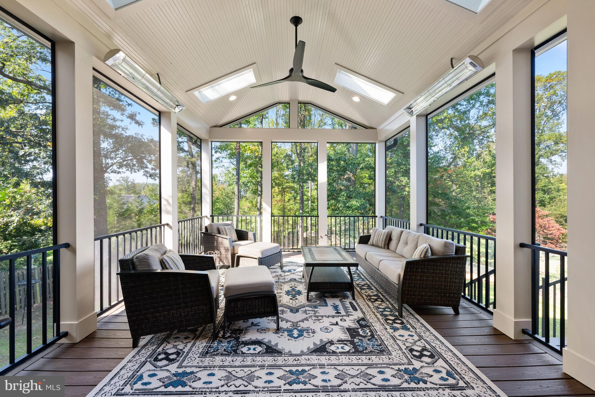 MINOR HILL - Residential