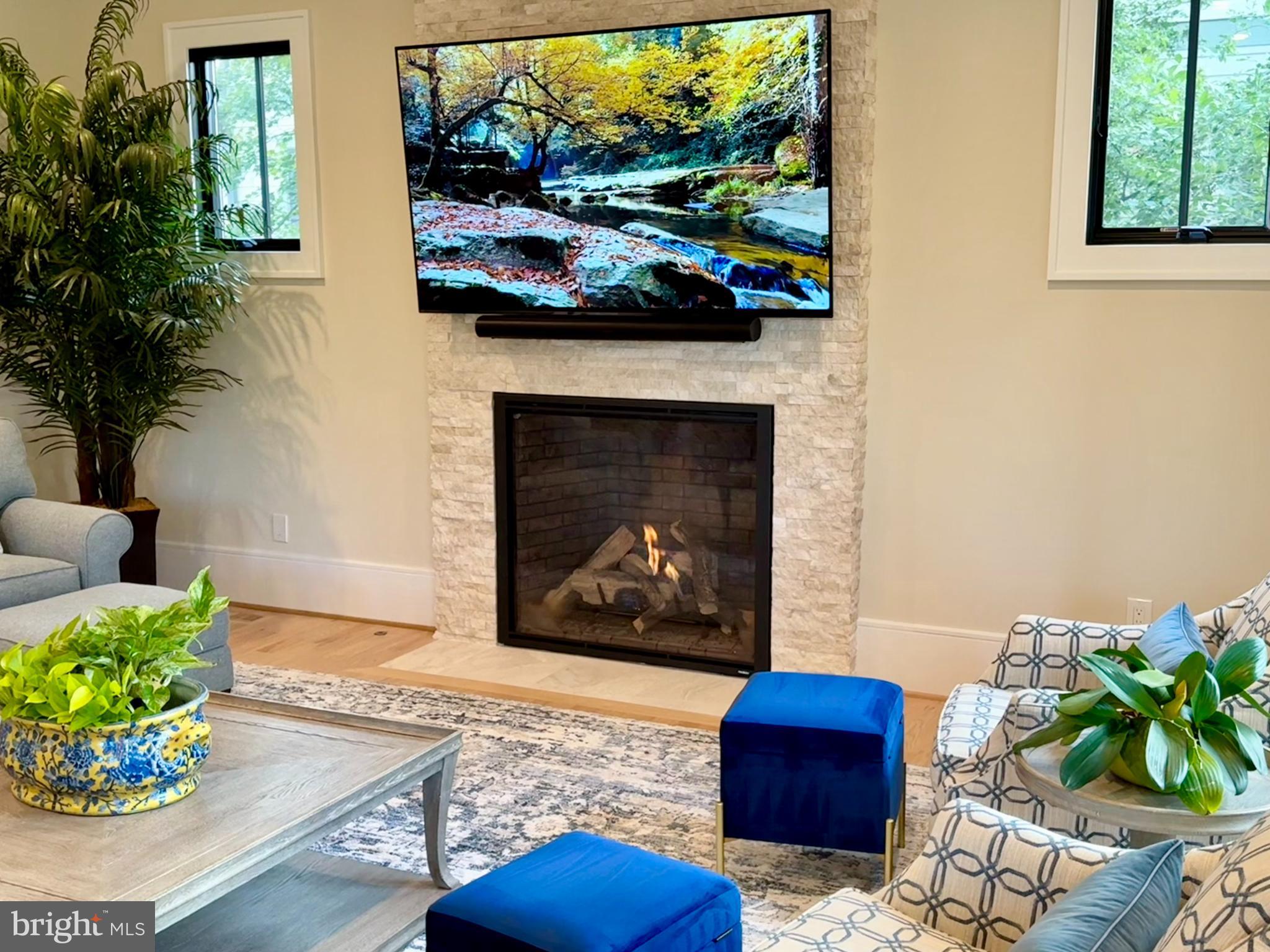 MINOR HILL - Residential