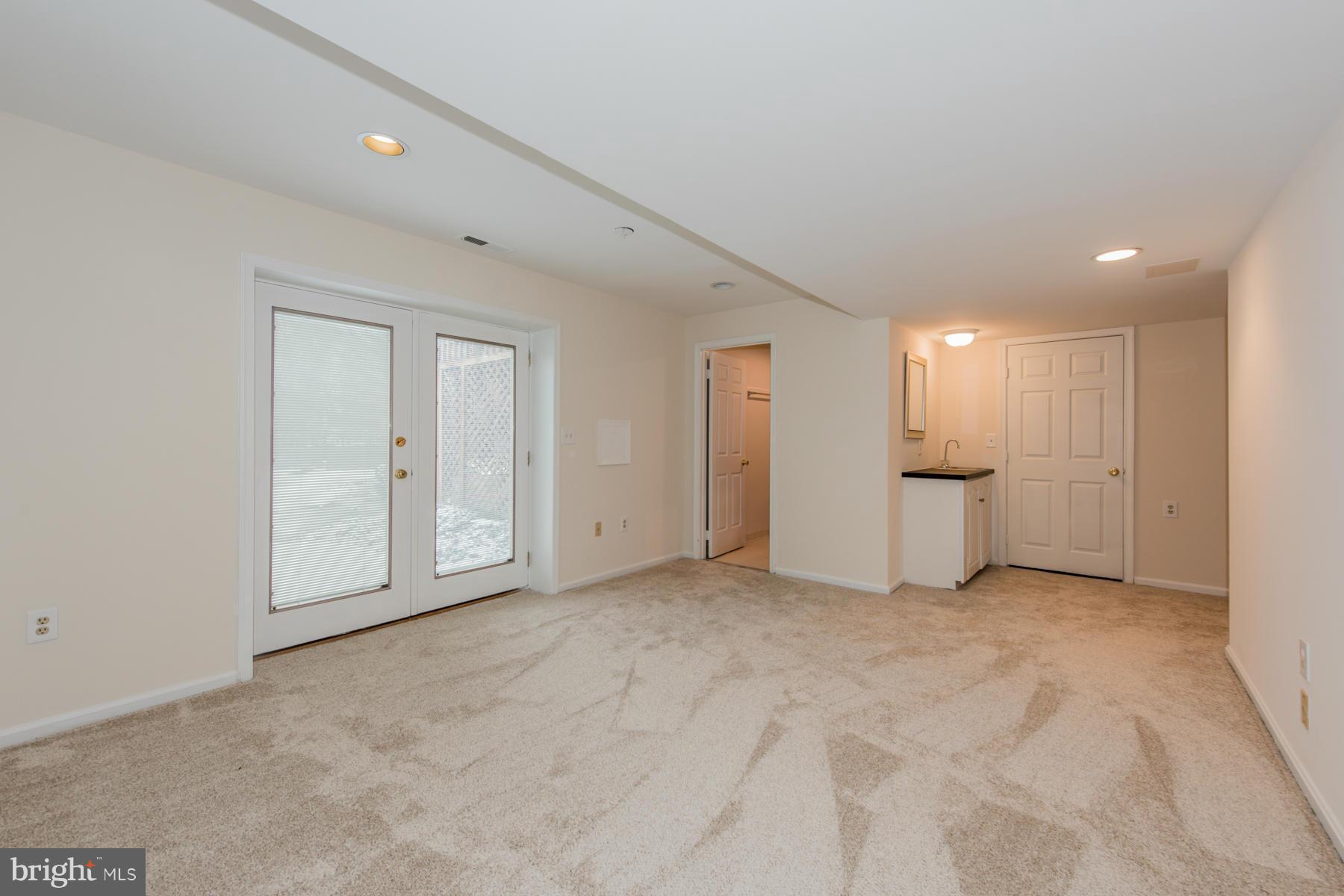 VALLEY MEDE - Residential