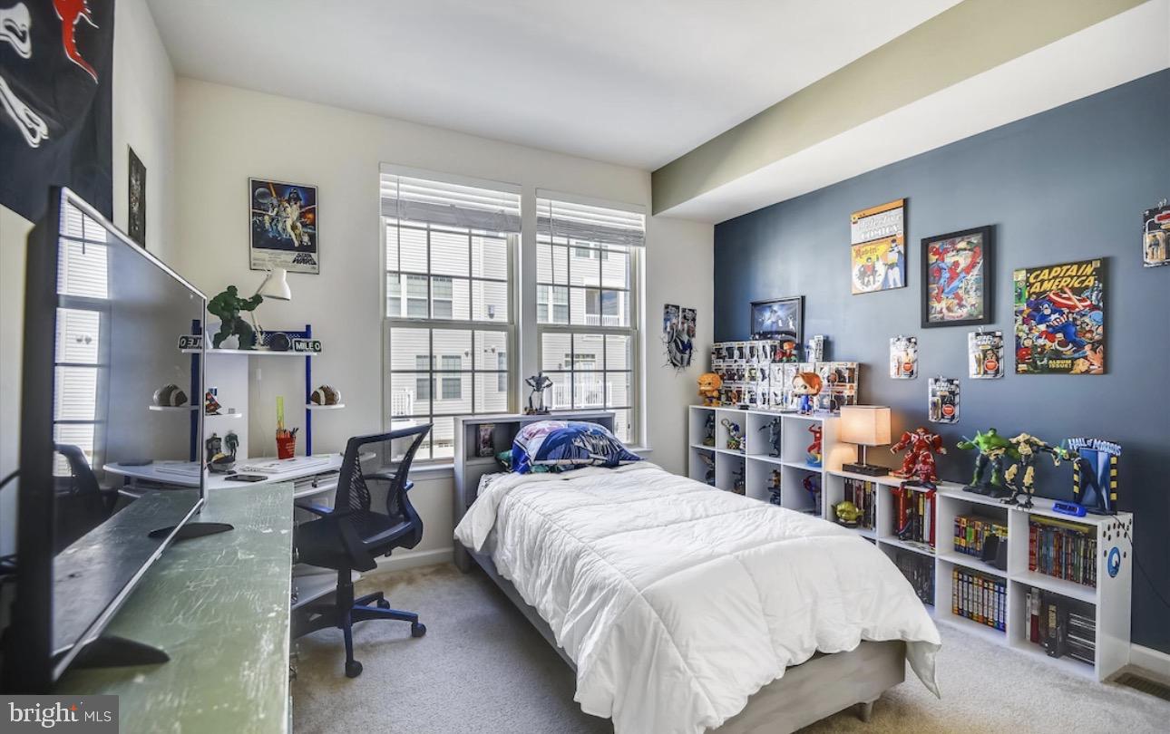 ORCHARD SQUARE - Residential