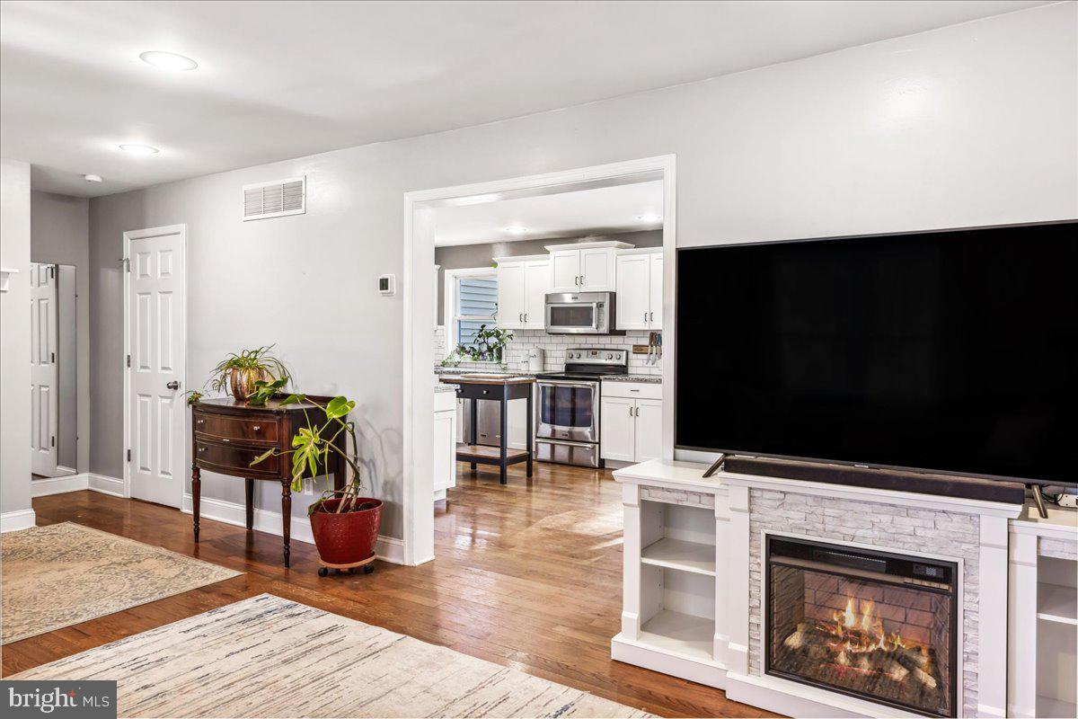 CEDAR HILL - Residential