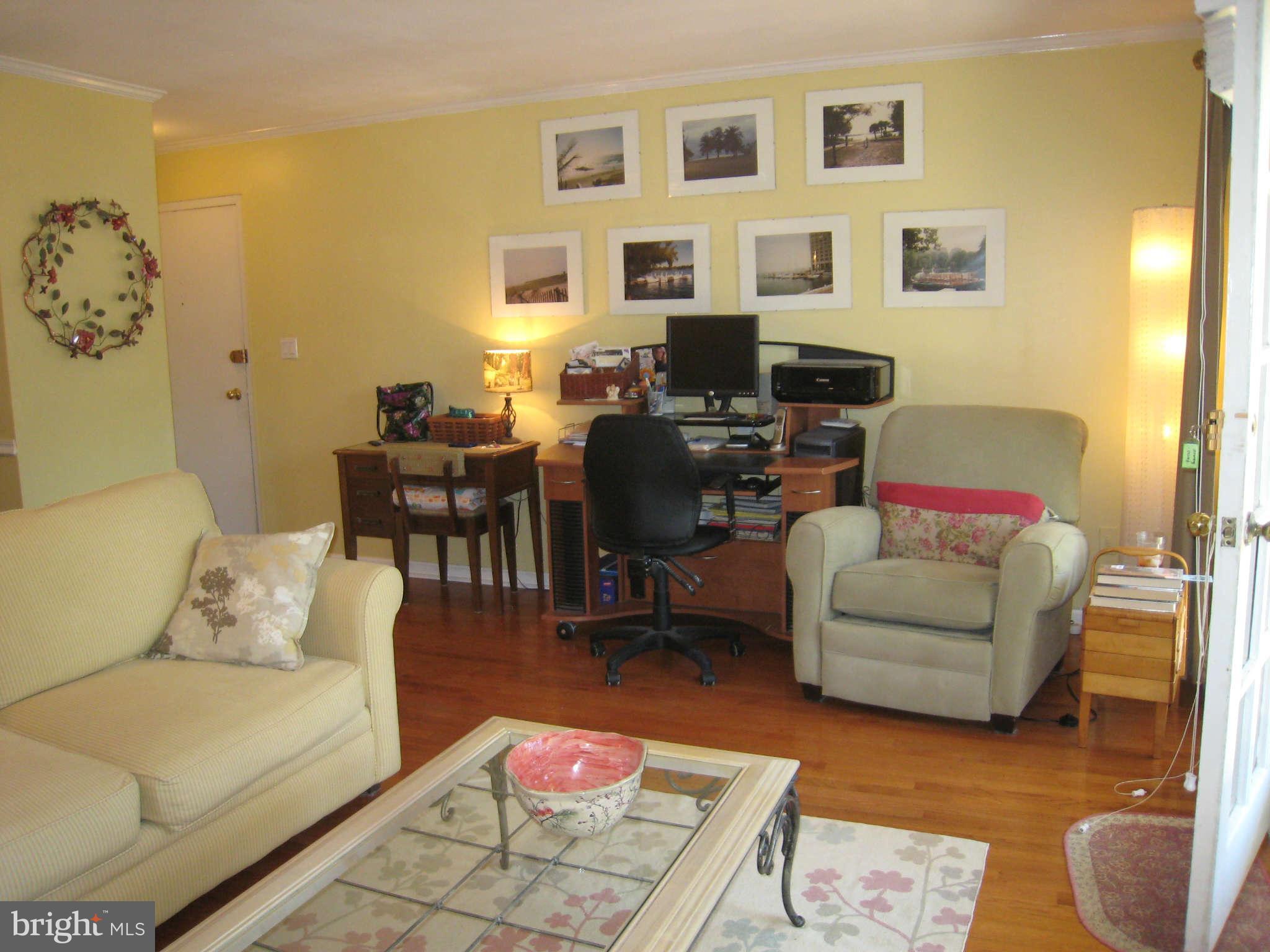 FALLS CHASE - Residential