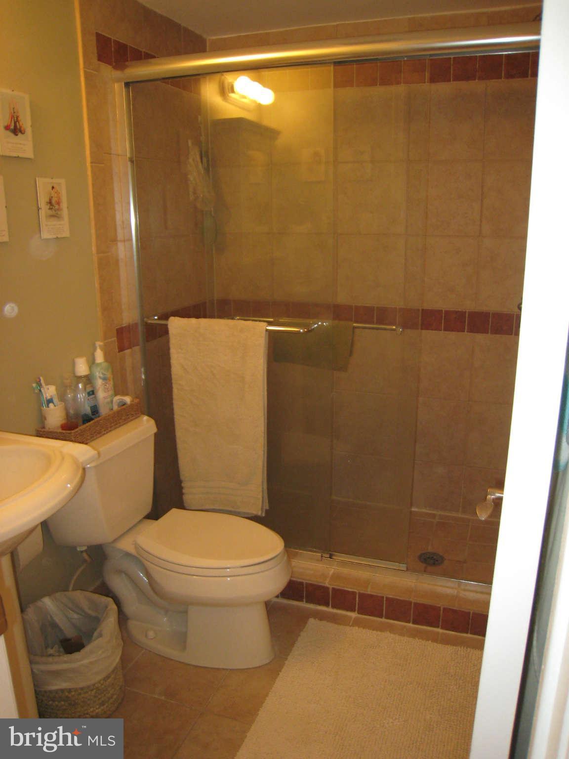 FALLS CHASE - Residential