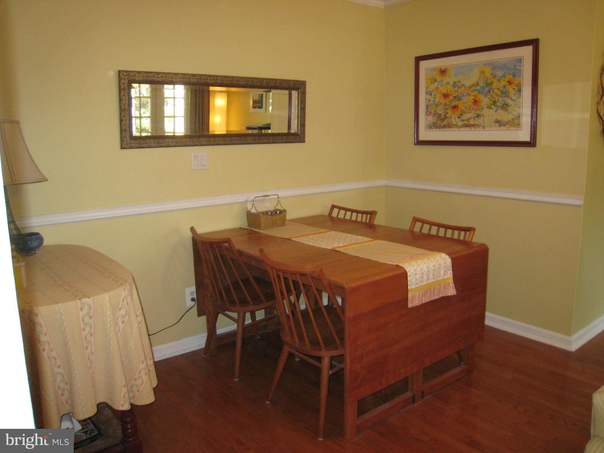 FALLS CHASE - Residential