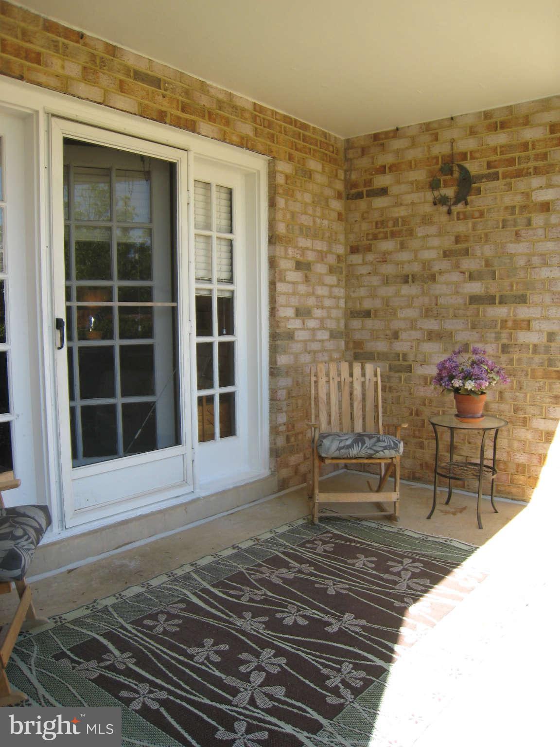 FALLS CHASE - Residential