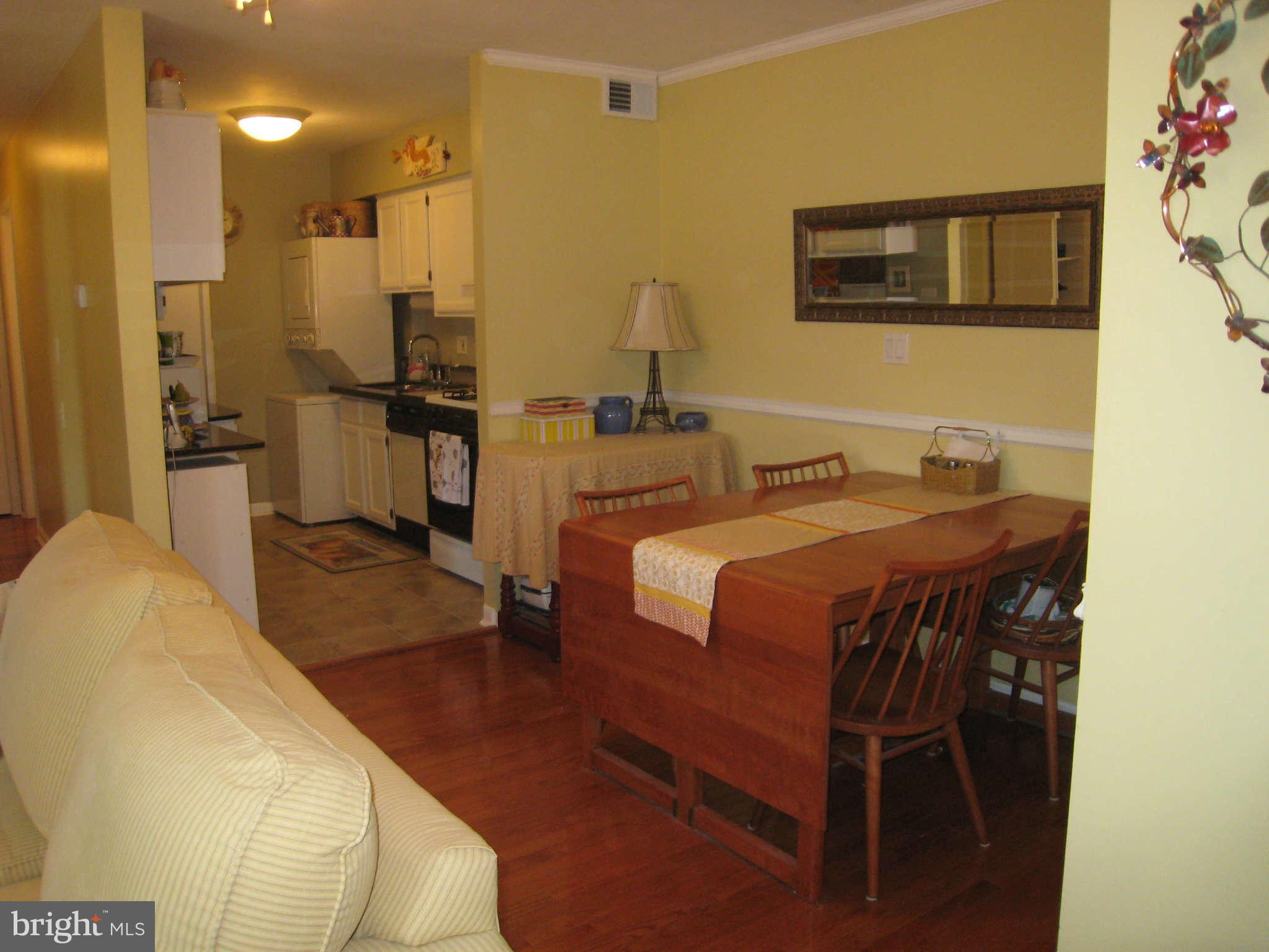 FALLS CHASE - Residential