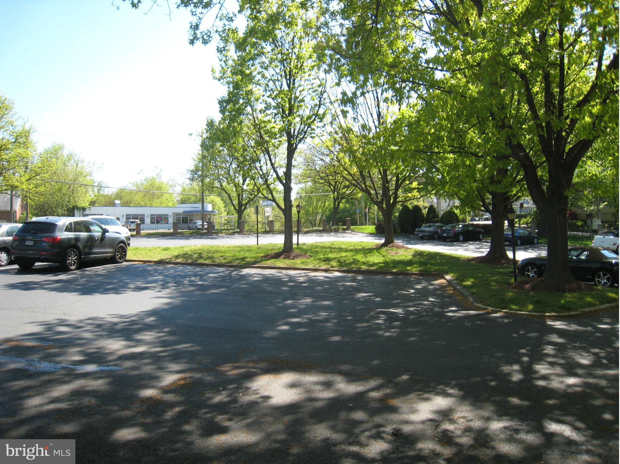 FALLS CHASE - Residential