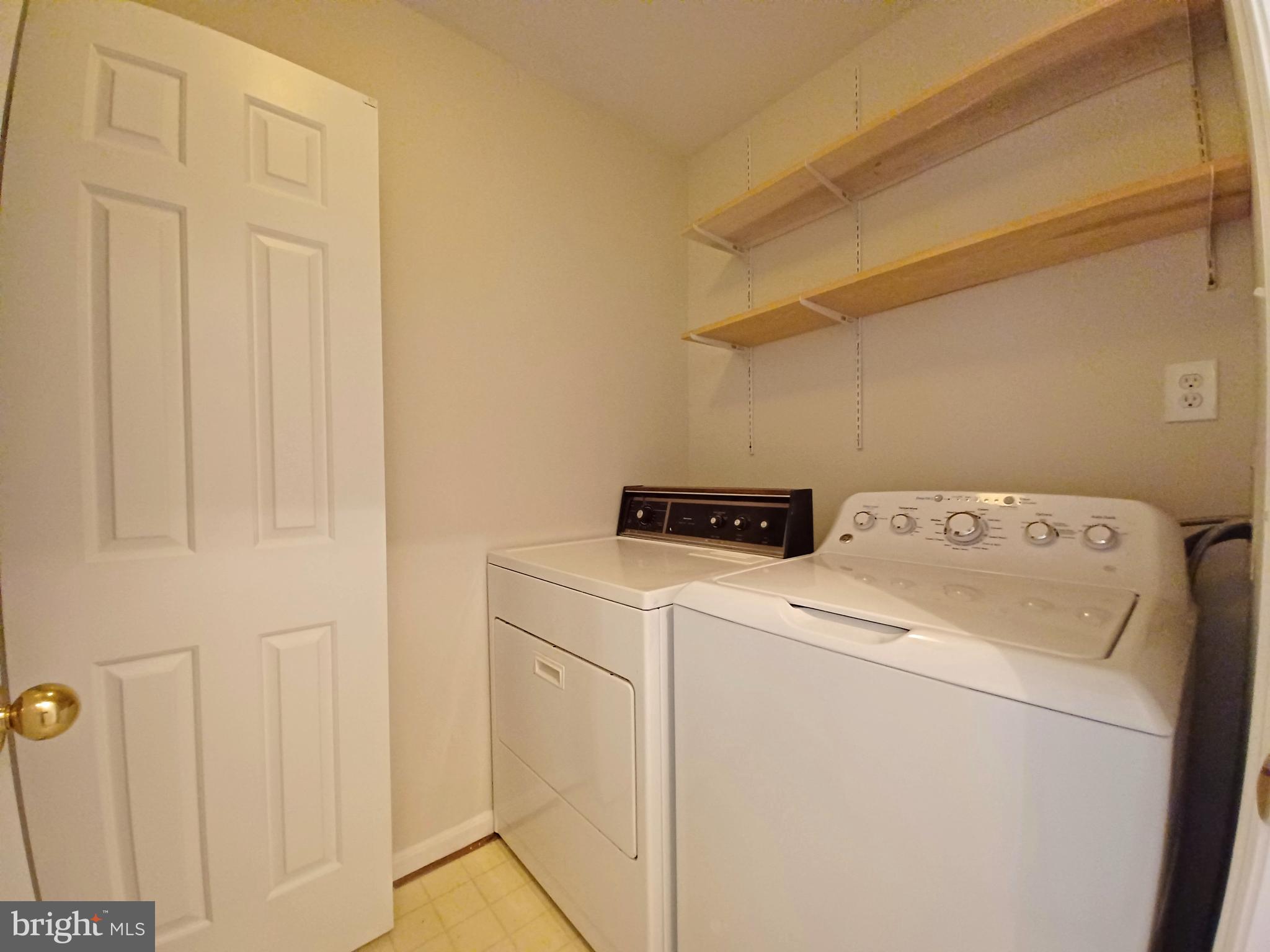 SAYBROOKE - Residential Lease