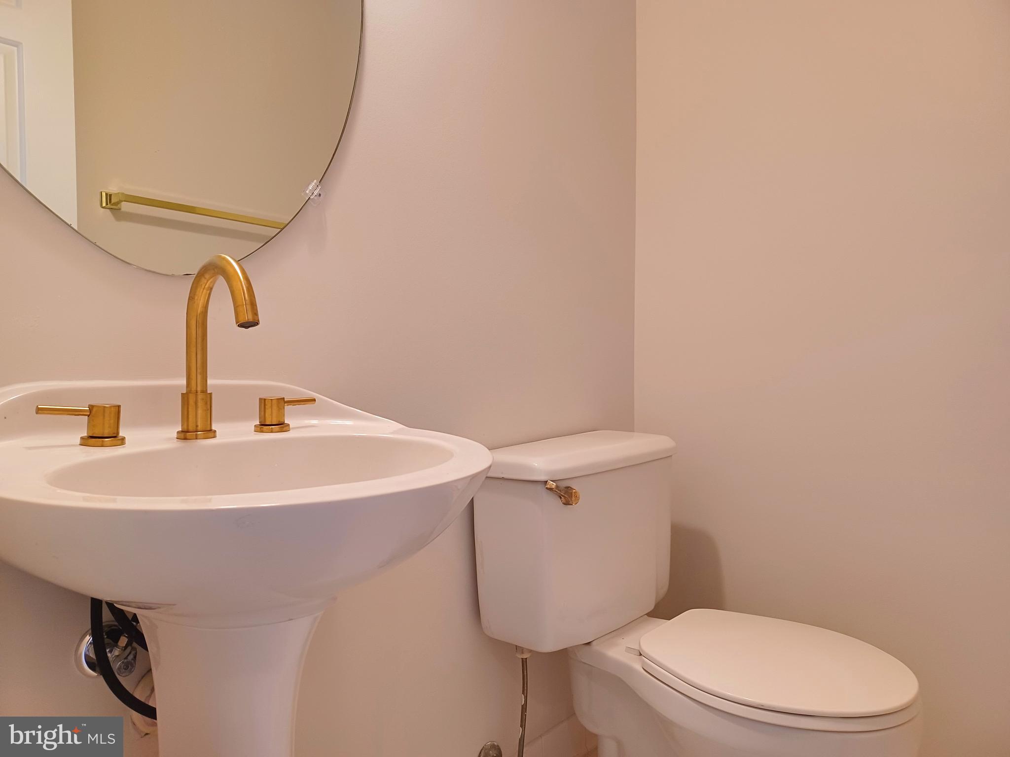 SAYBROOKE - Residential Lease