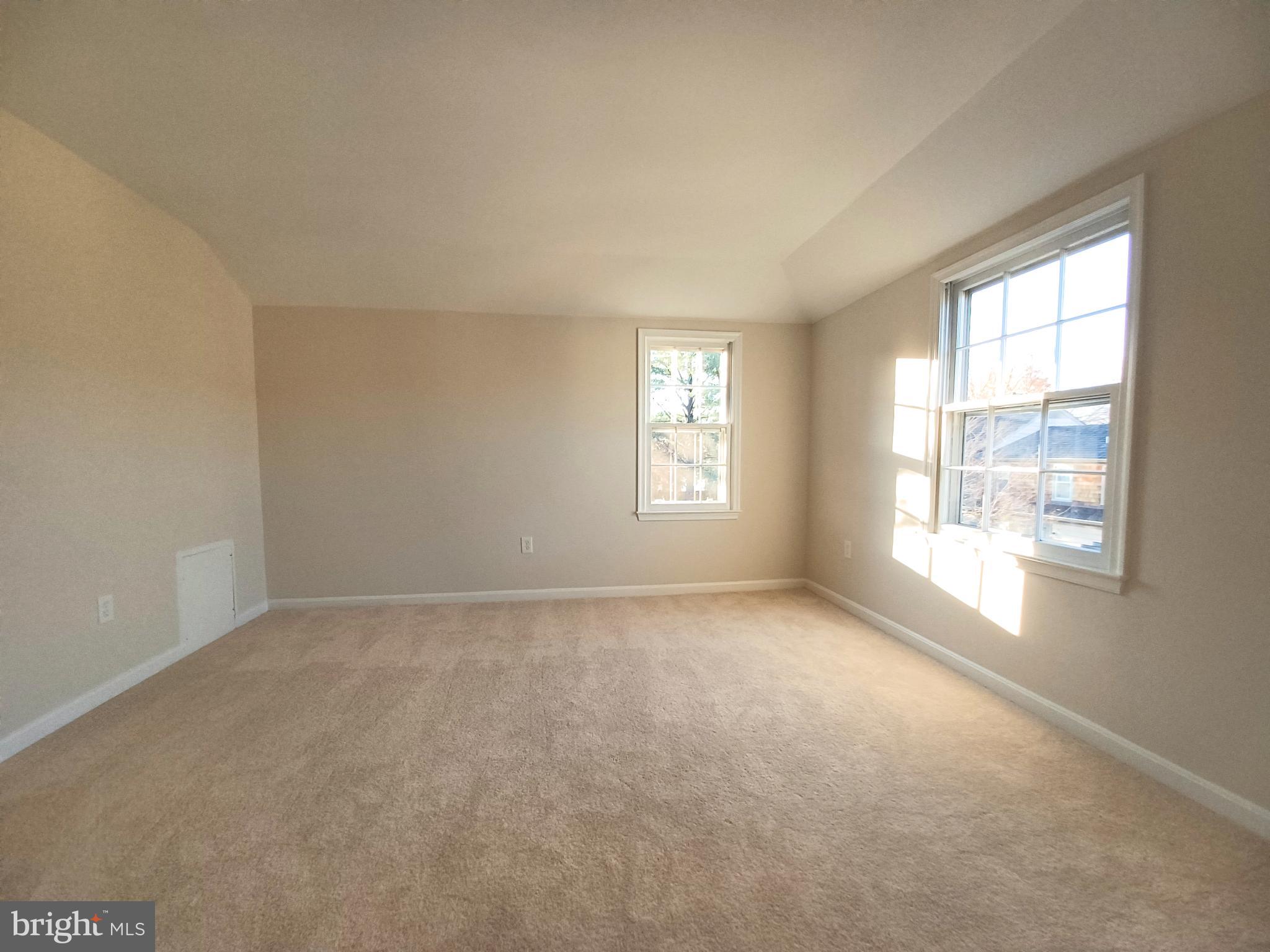 SAYBROOKE - Residential Lease