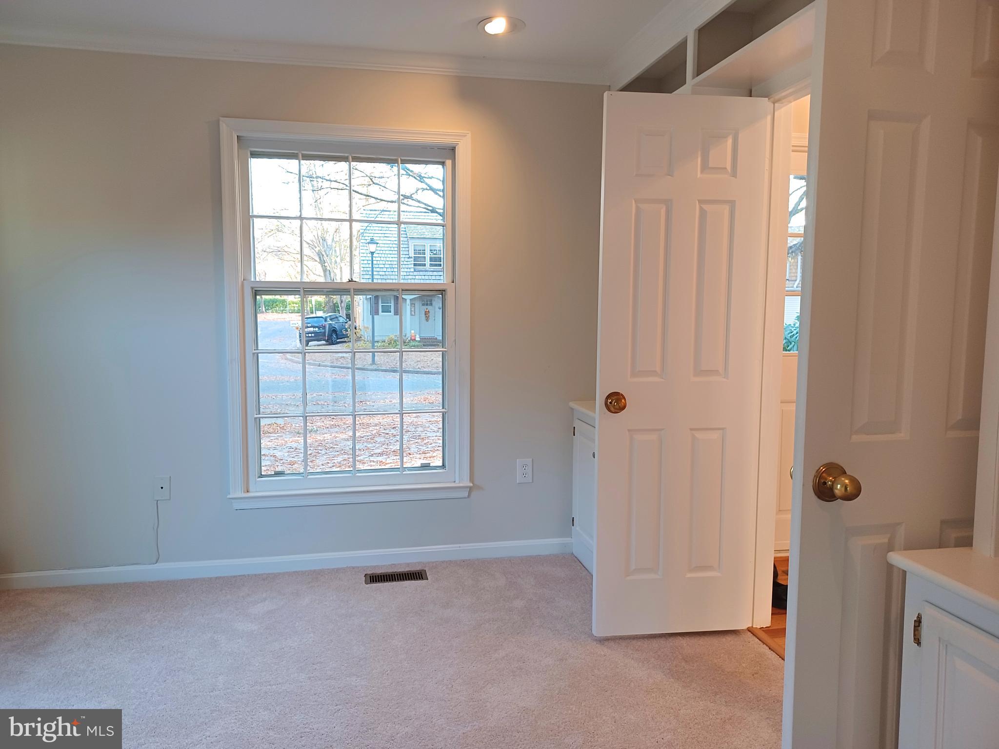 SAYBROOKE - Residential Lease