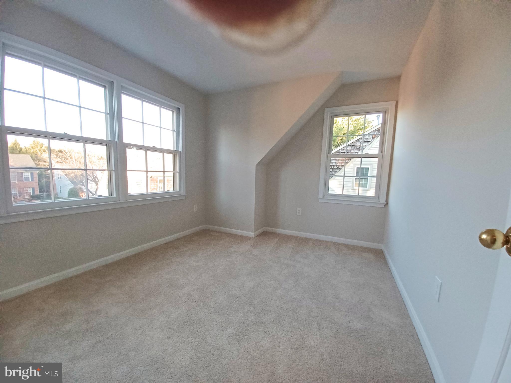 SAYBROOKE - Residential Lease