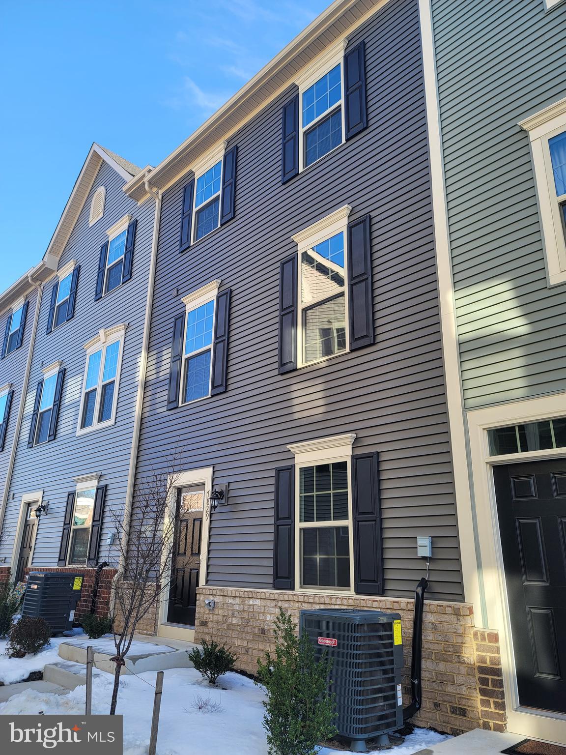 HERITAGE - Residential Lease