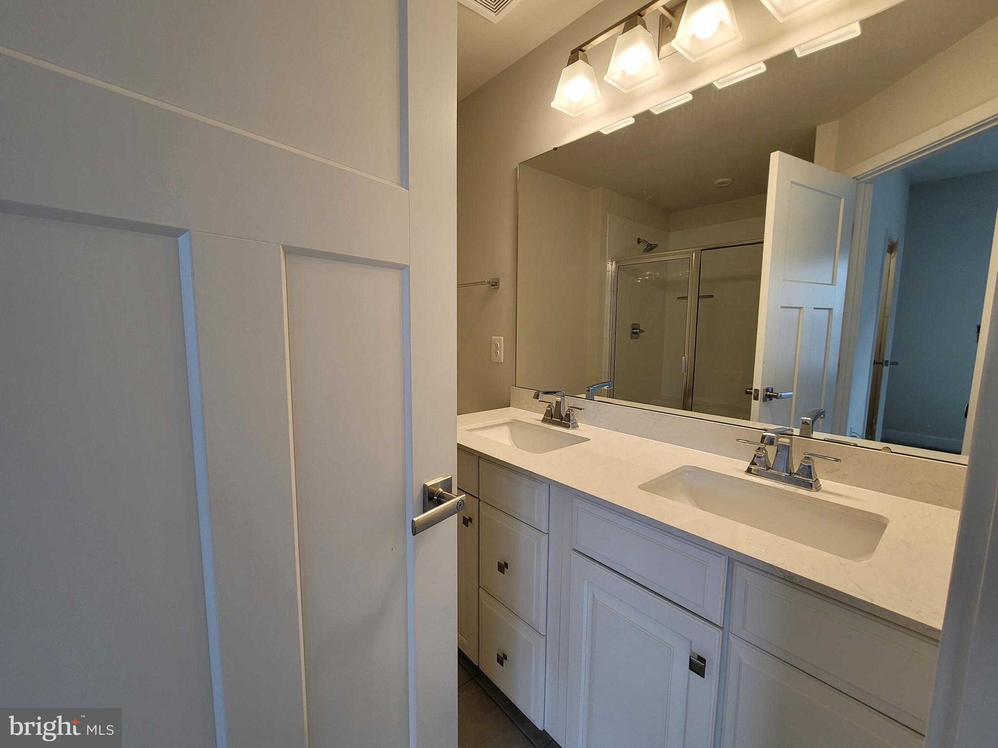 HERITAGE - Residential Lease