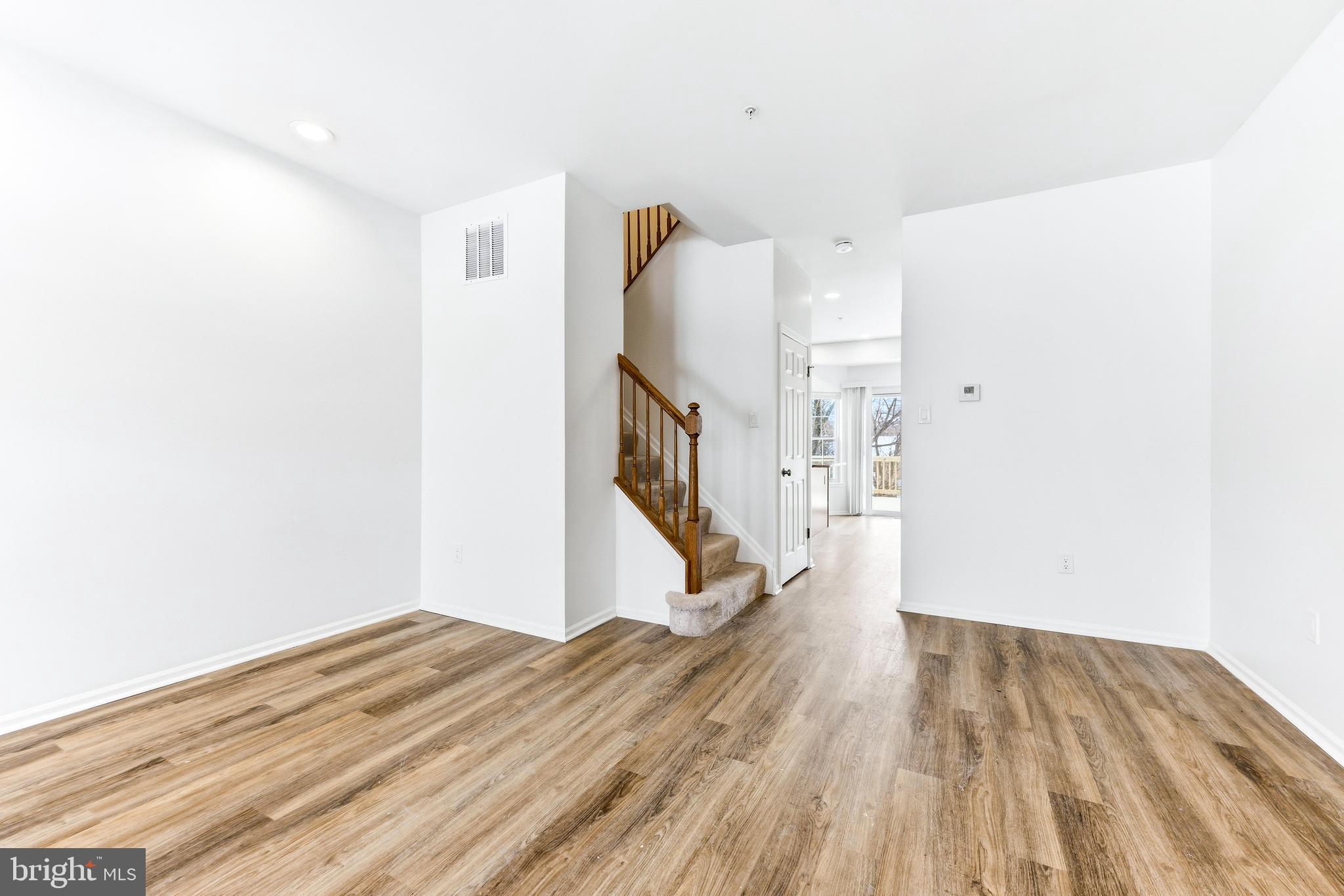 BROOKSIDE - Residential