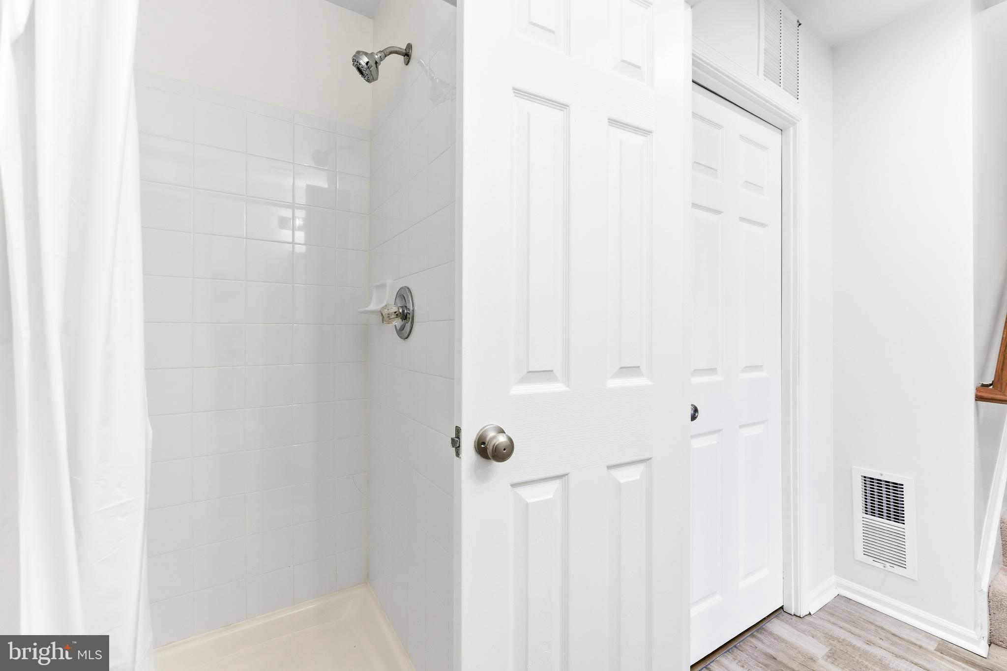 BROOKSIDE - Residential