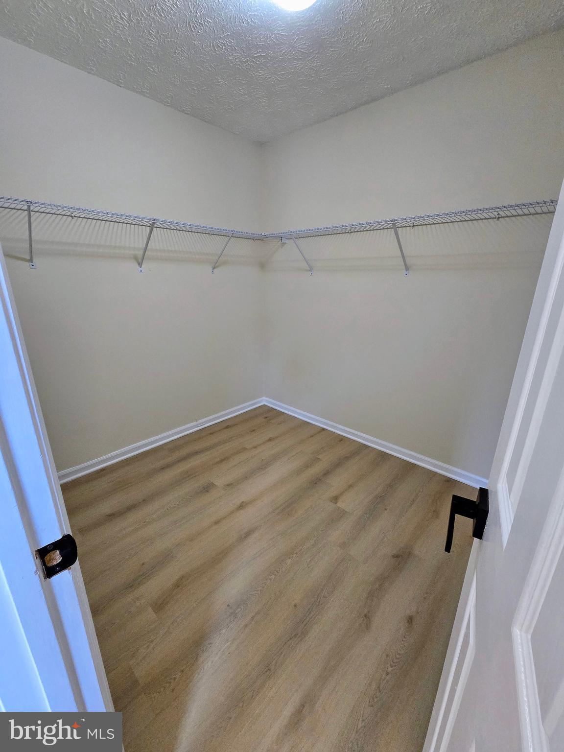 HICKORY RIDGE - Residential