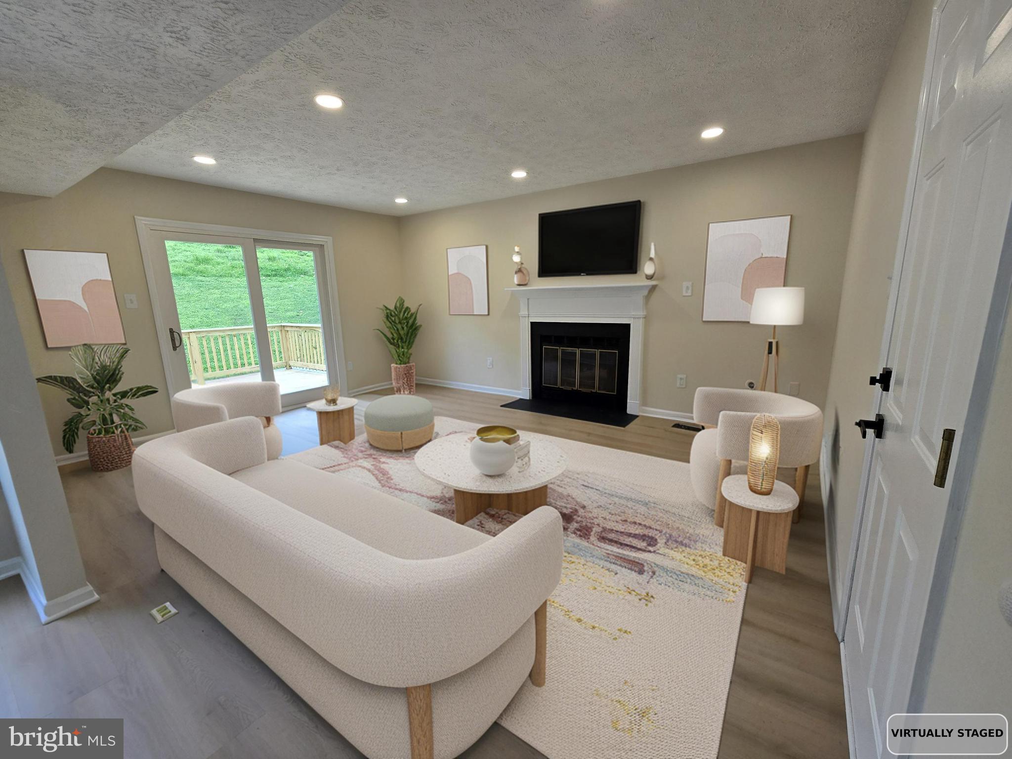 HICKORY RIDGE - Residential