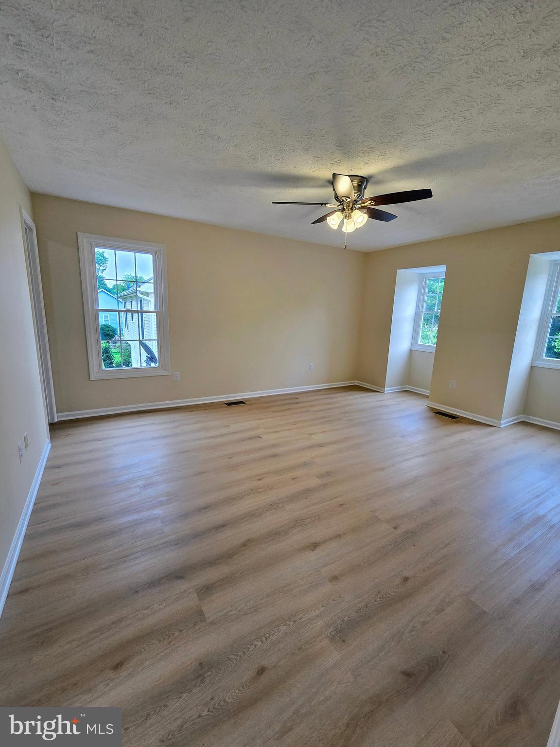 HICKORY RIDGE - Residential