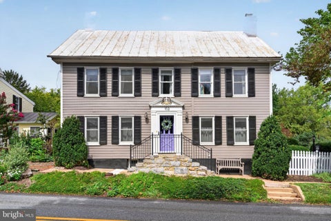 Homes For Sale - 102 N Duke Street<br/> Jefferson County, SHEPHERDSTOWN, WV 25443