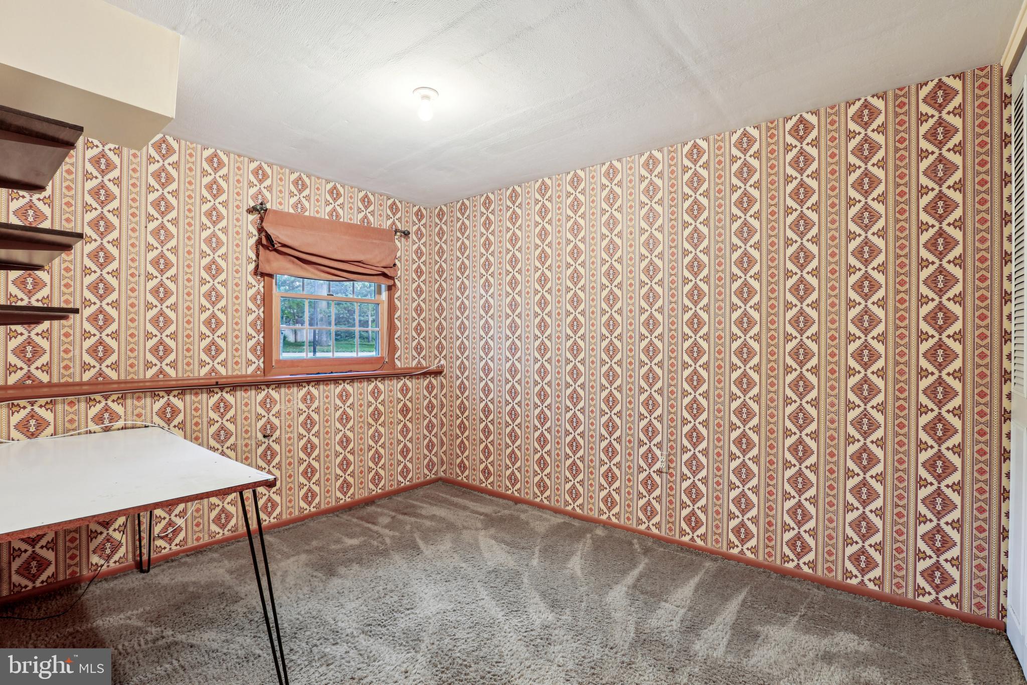 BAY HILLS - Residential