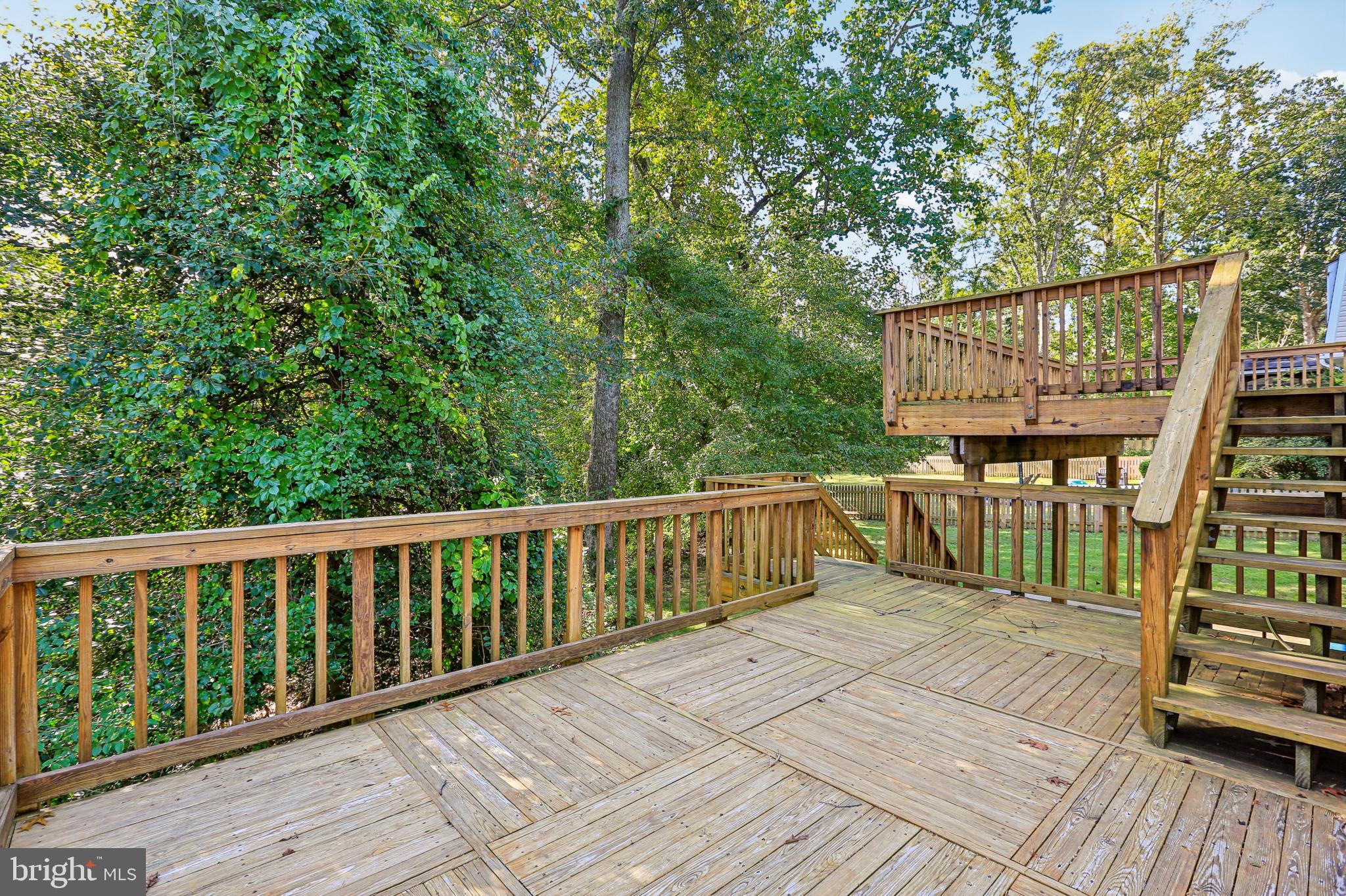 BAY HILLS - Residential