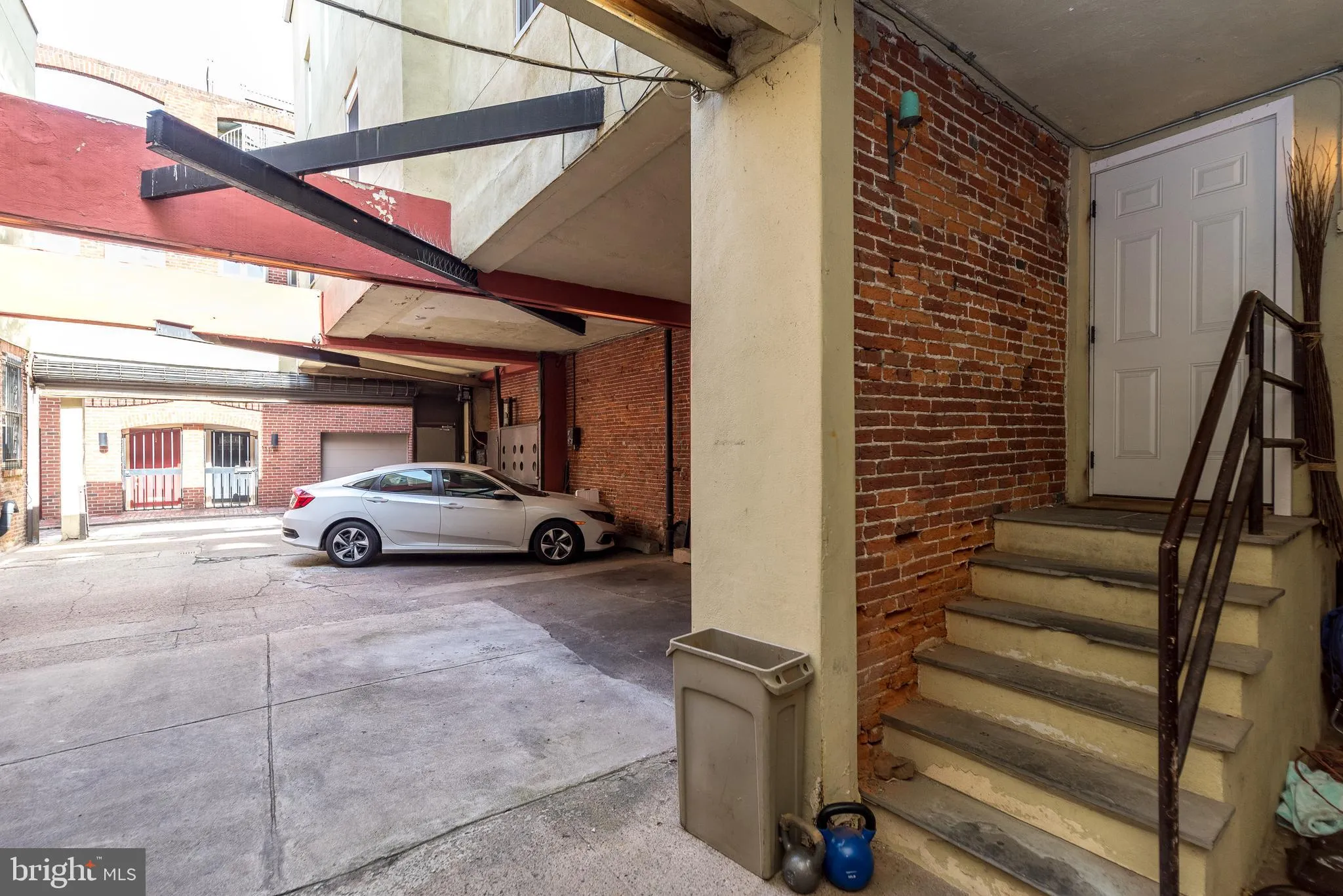 Philadelphia, Pennsylvania 19147, United States, 4 Bedrooms Bedrooms, ,4 BathroomsBathrooms,Residential,Active,181148