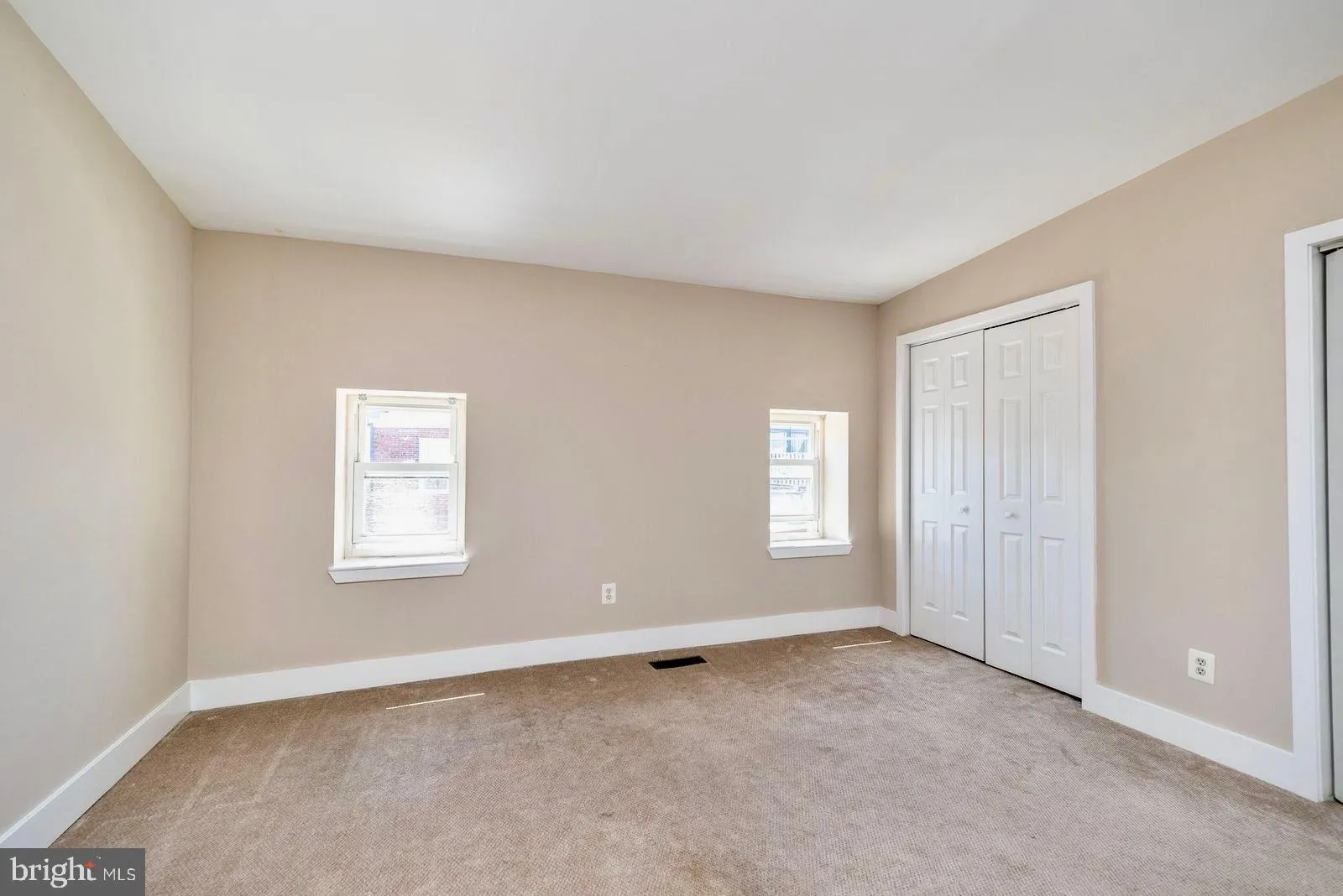 Philadelphia, Pennsylvania 19147, United States, 4 Bedrooms Bedrooms, ,4 BathroomsBathrooms,Residential,Active,181148