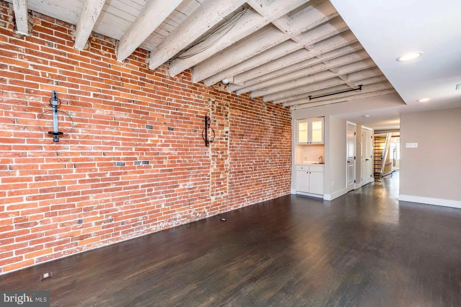 Philadelphia, Pennsylvania 19147, United States, 4 Bedrooms Bedrooms, ,4 BathroomsBathrooms,Residential,Active,181148