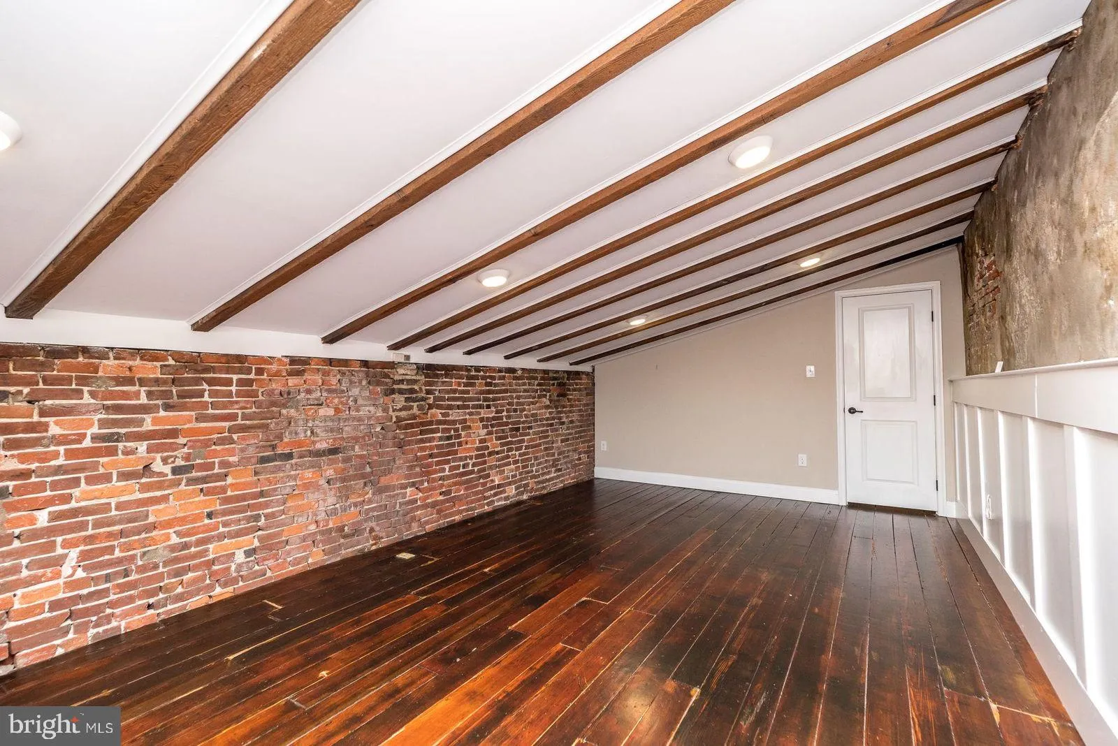 Philadelphia, Pennsylvania 19147, United States, 4 Bedrooms Bedrooms, ,4 BathroomsBathrooms,Residential,Active,181148