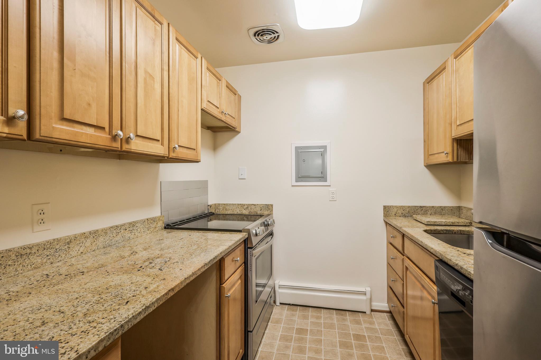 DEL RAY - Residential Lease