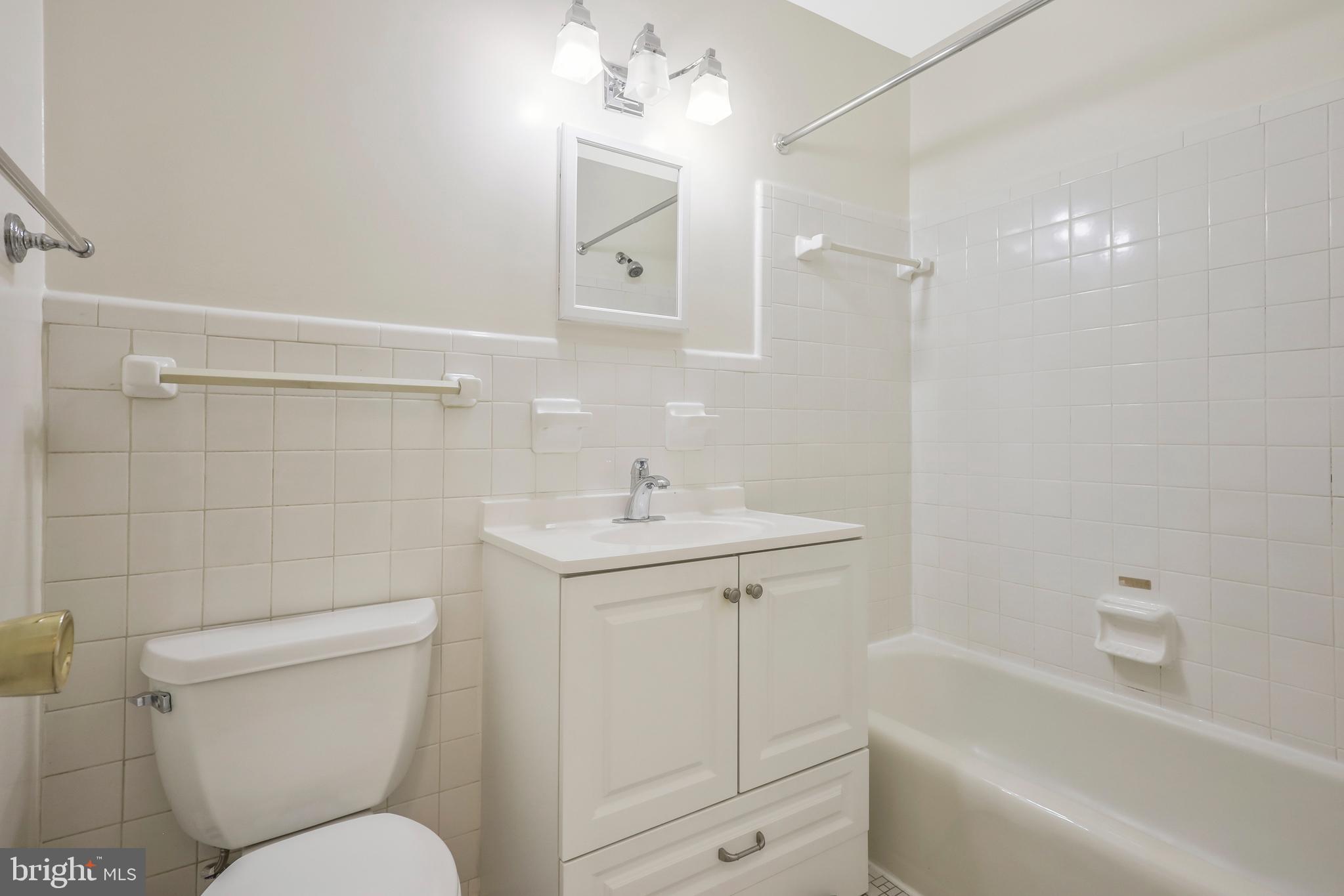 DEL RAY - Residential Lease