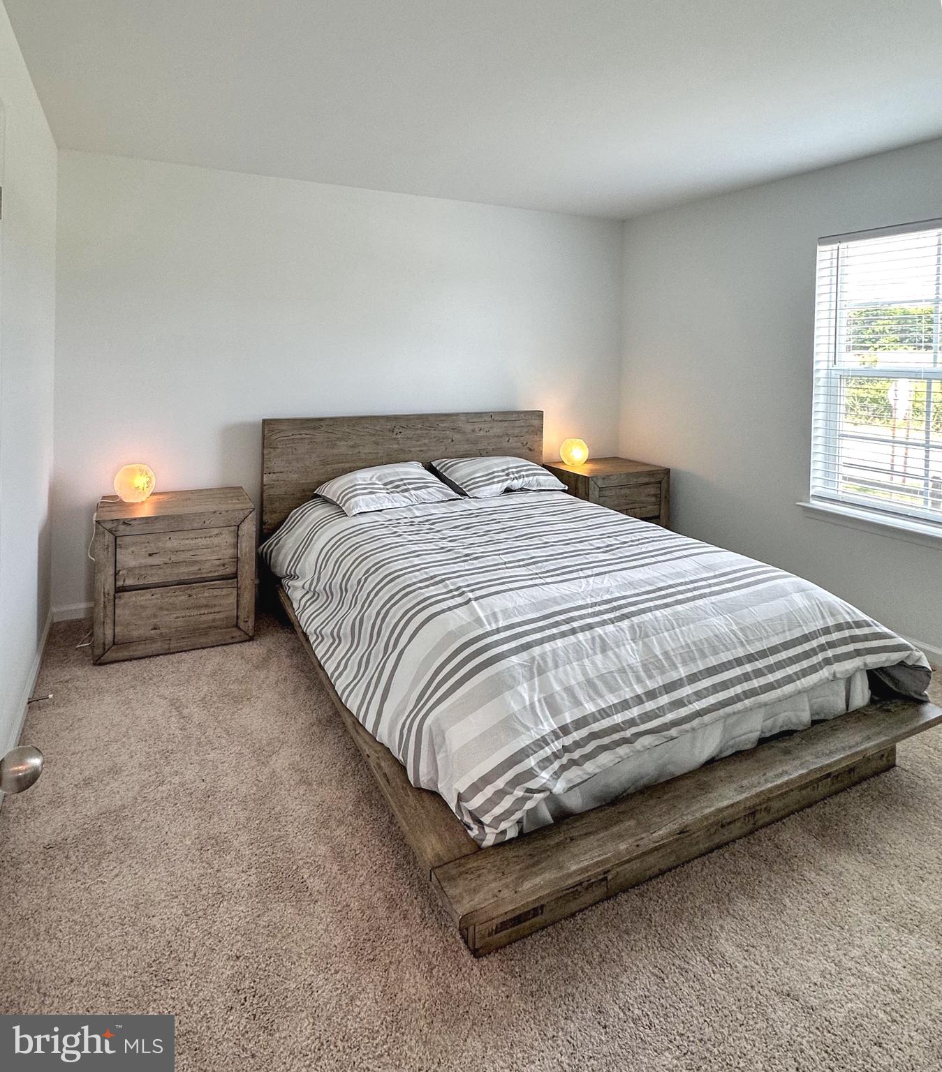 KING'S CROSSING - Residential Lease