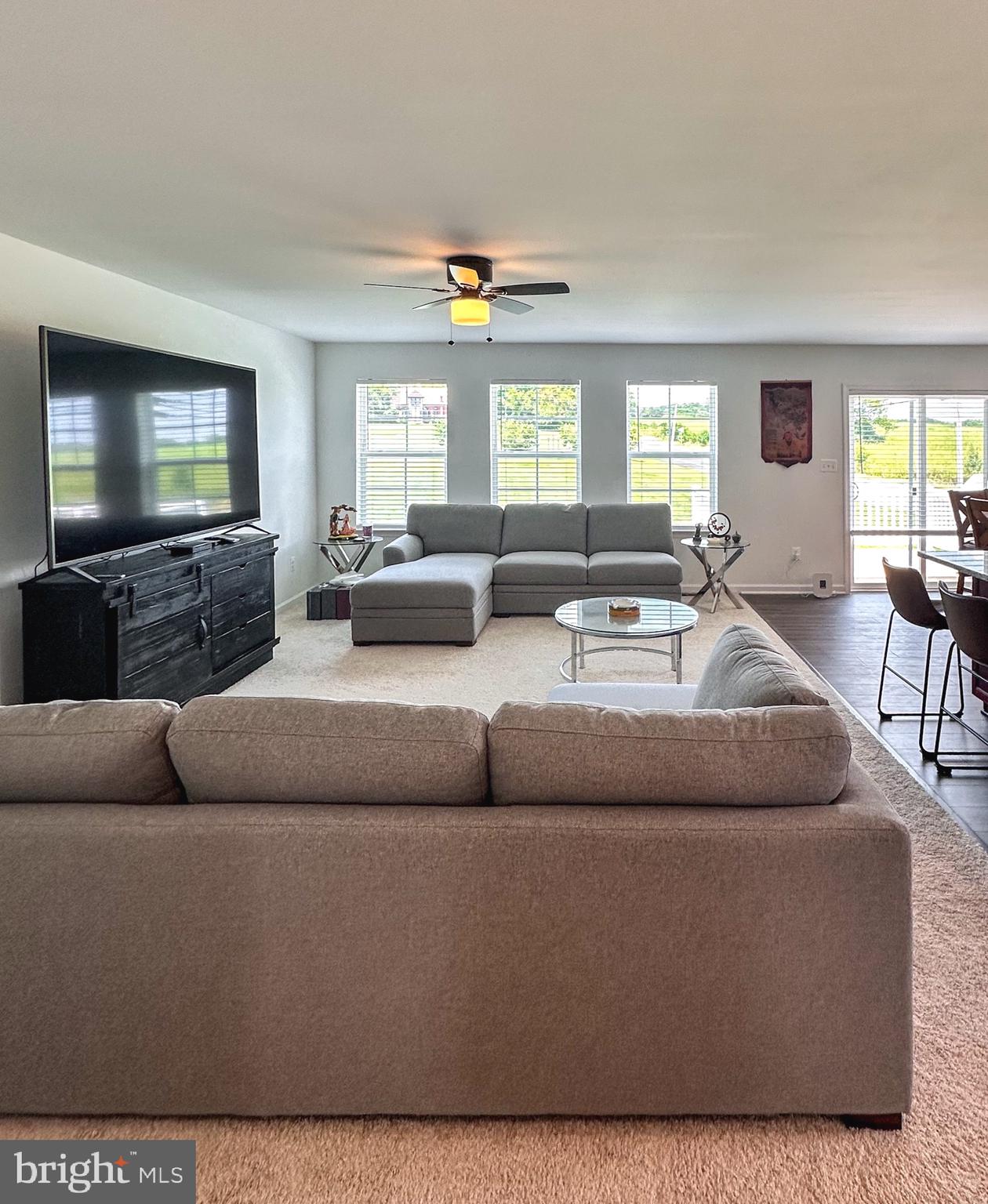 KING'S CROSSING - Residential Lease