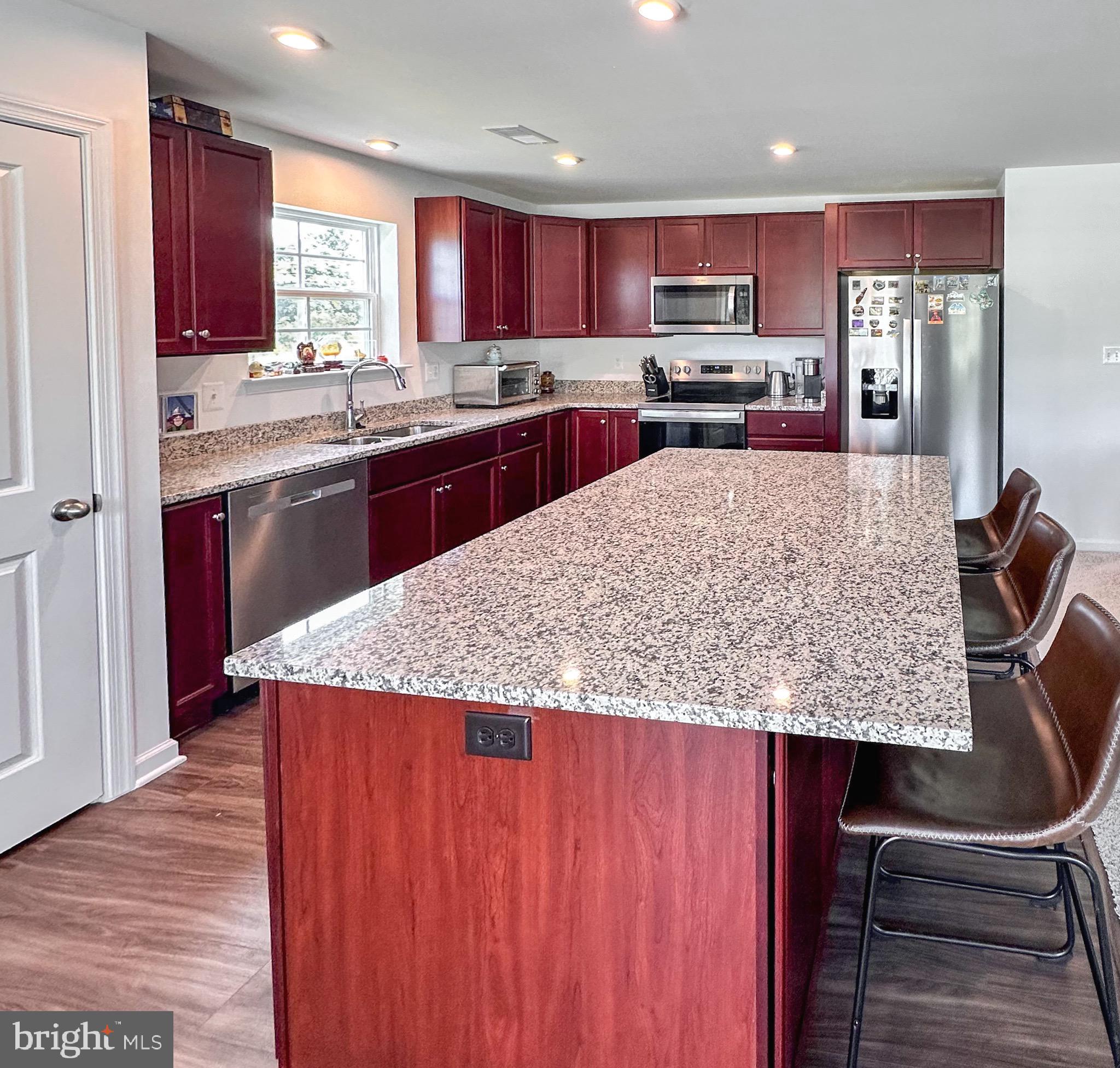 KING'S CROSSING - Residential Lease