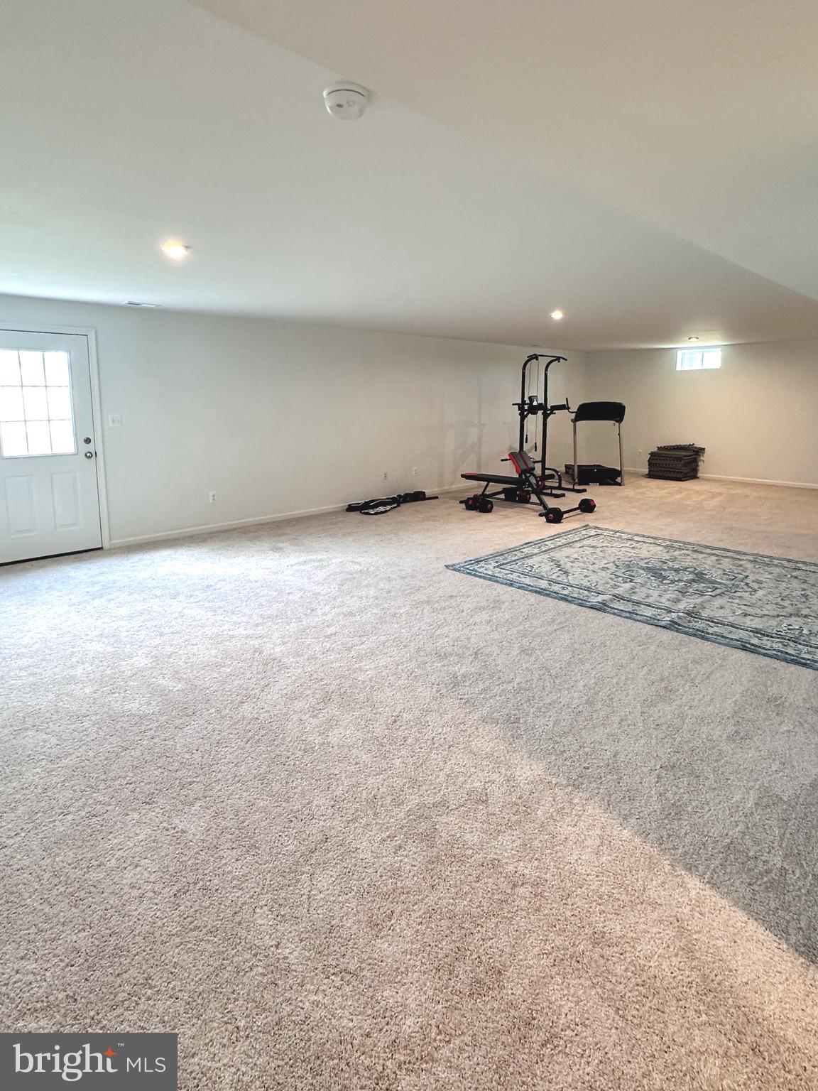 KING'S CROSSING - Residential Lease