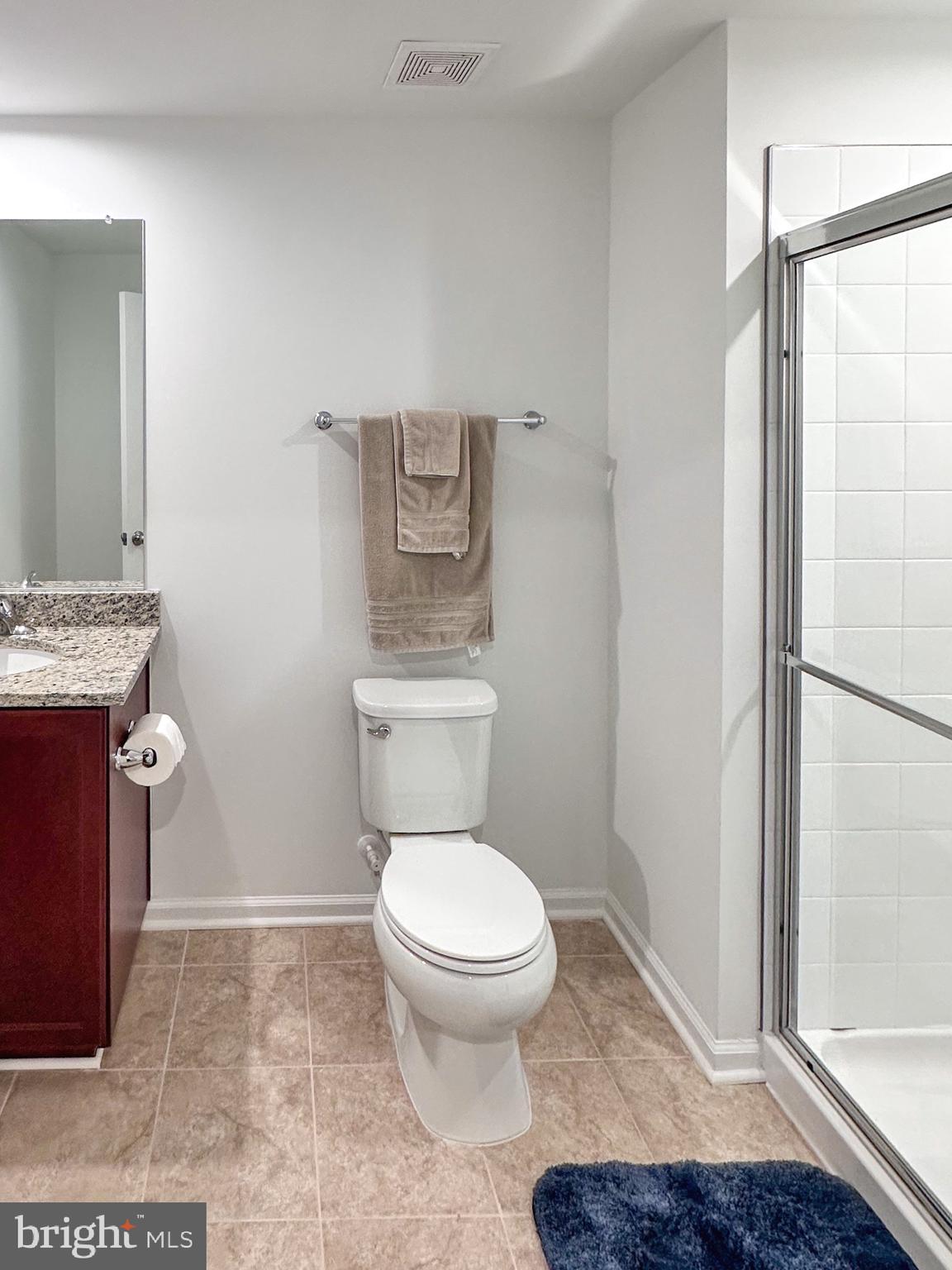 KING'S CROSSING - Residential Lease