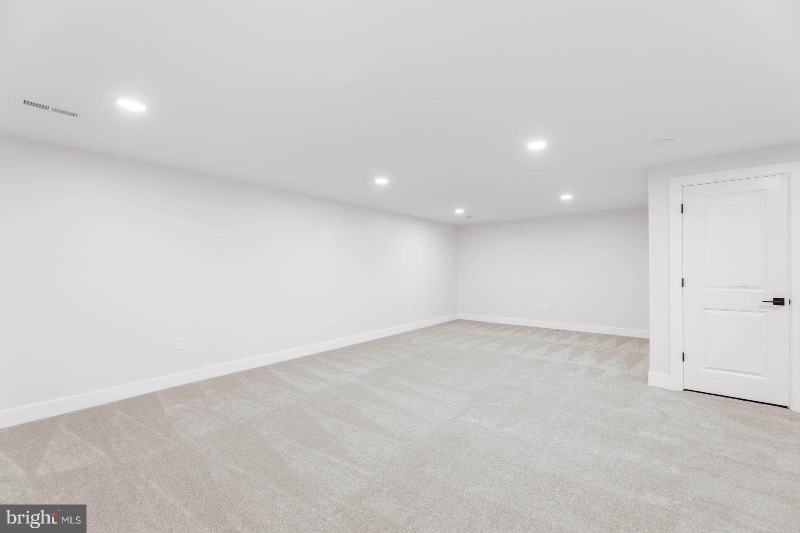 LANGHORNE MANOR - Residential