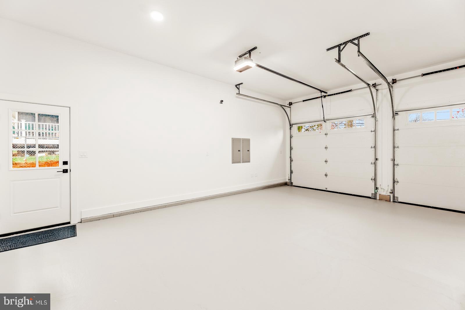 LANGHORNE MANOR - Residential