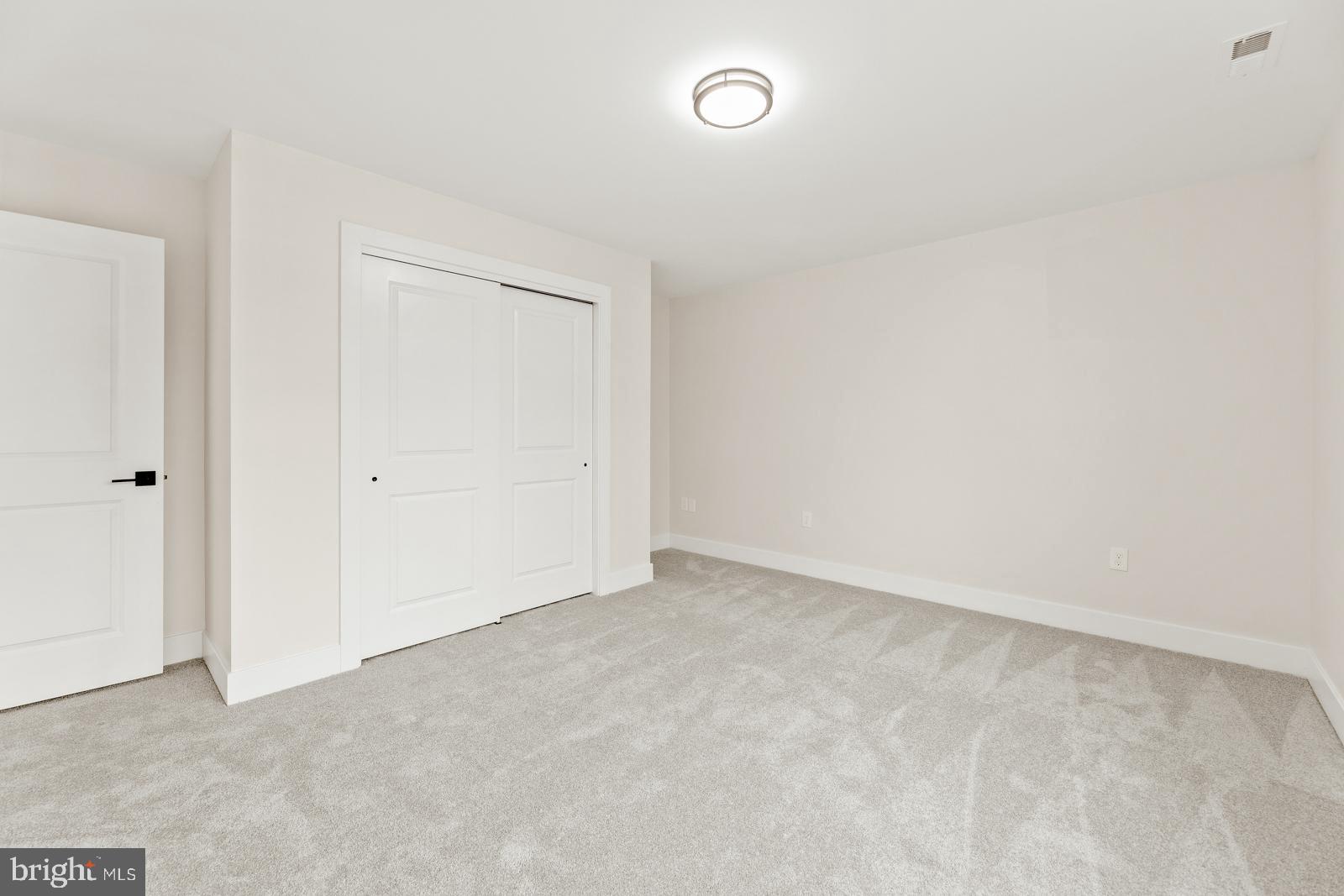 LANGHORNE MANOR - Residential