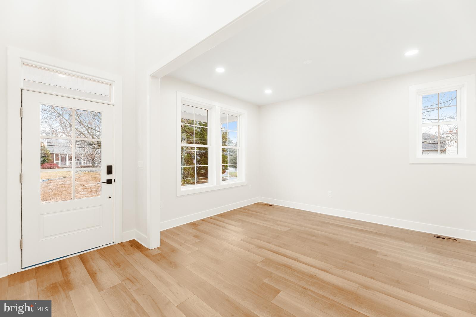 LANGHORNE MANOR - Residential