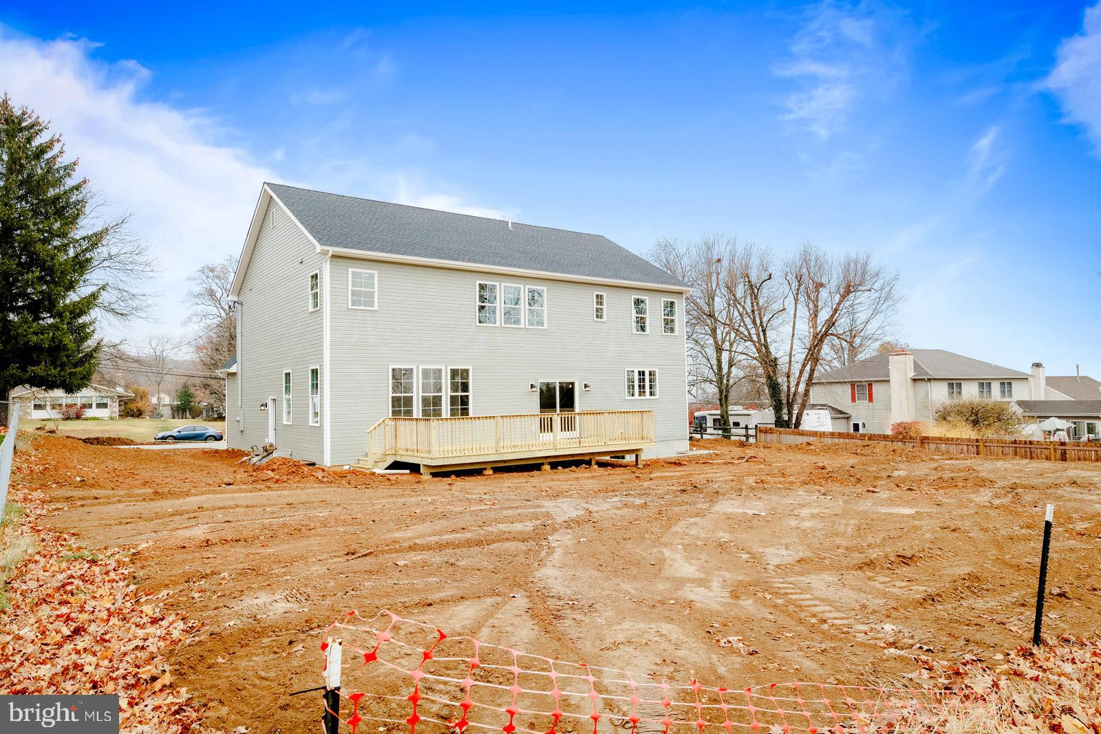 LANGHORNE MANOR - Residential