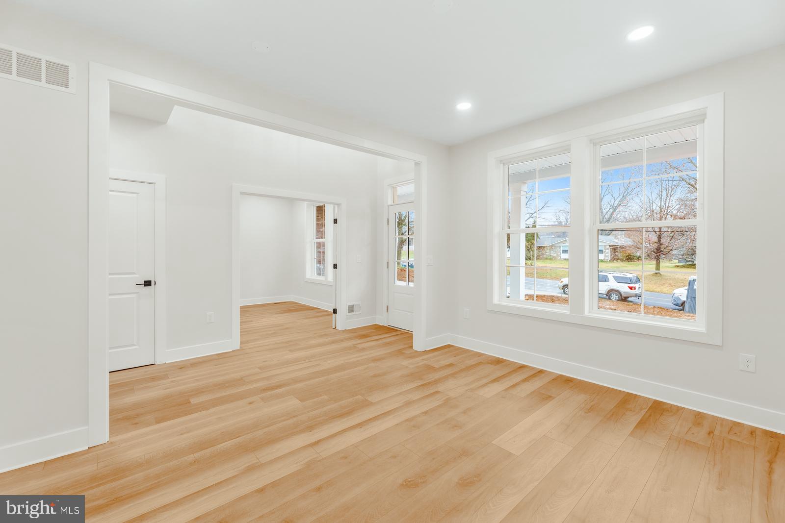 LANGHORNE MANOR - Residential