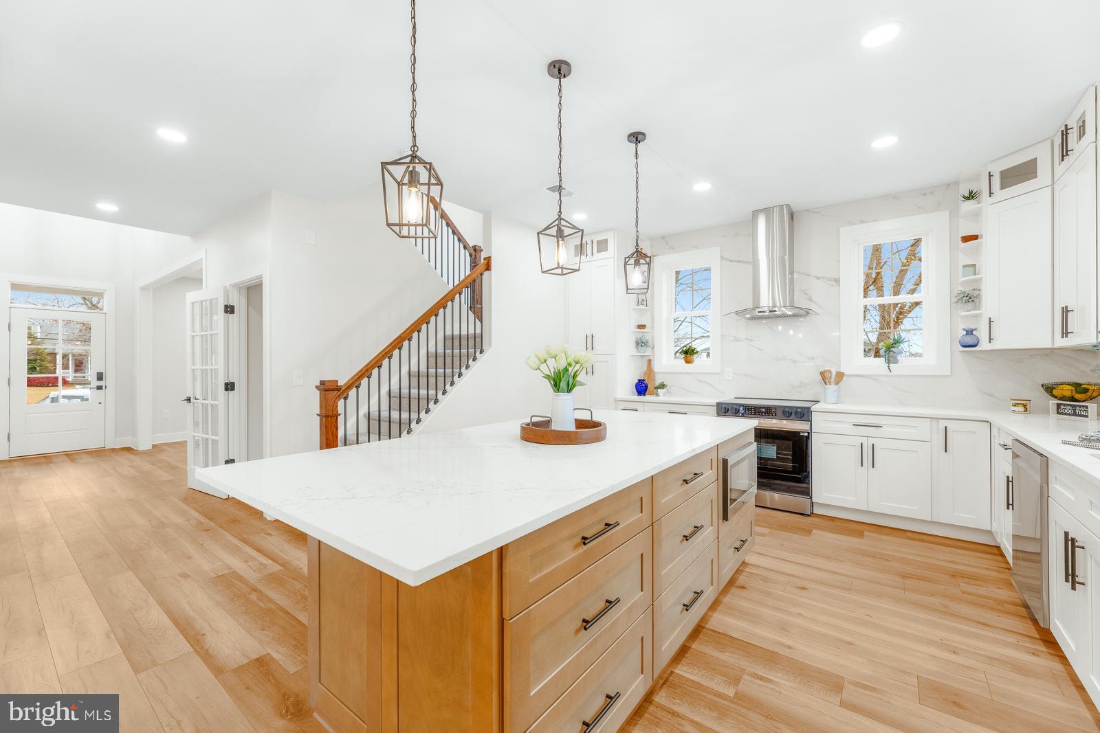 LANGHORNE MANOR - Residential