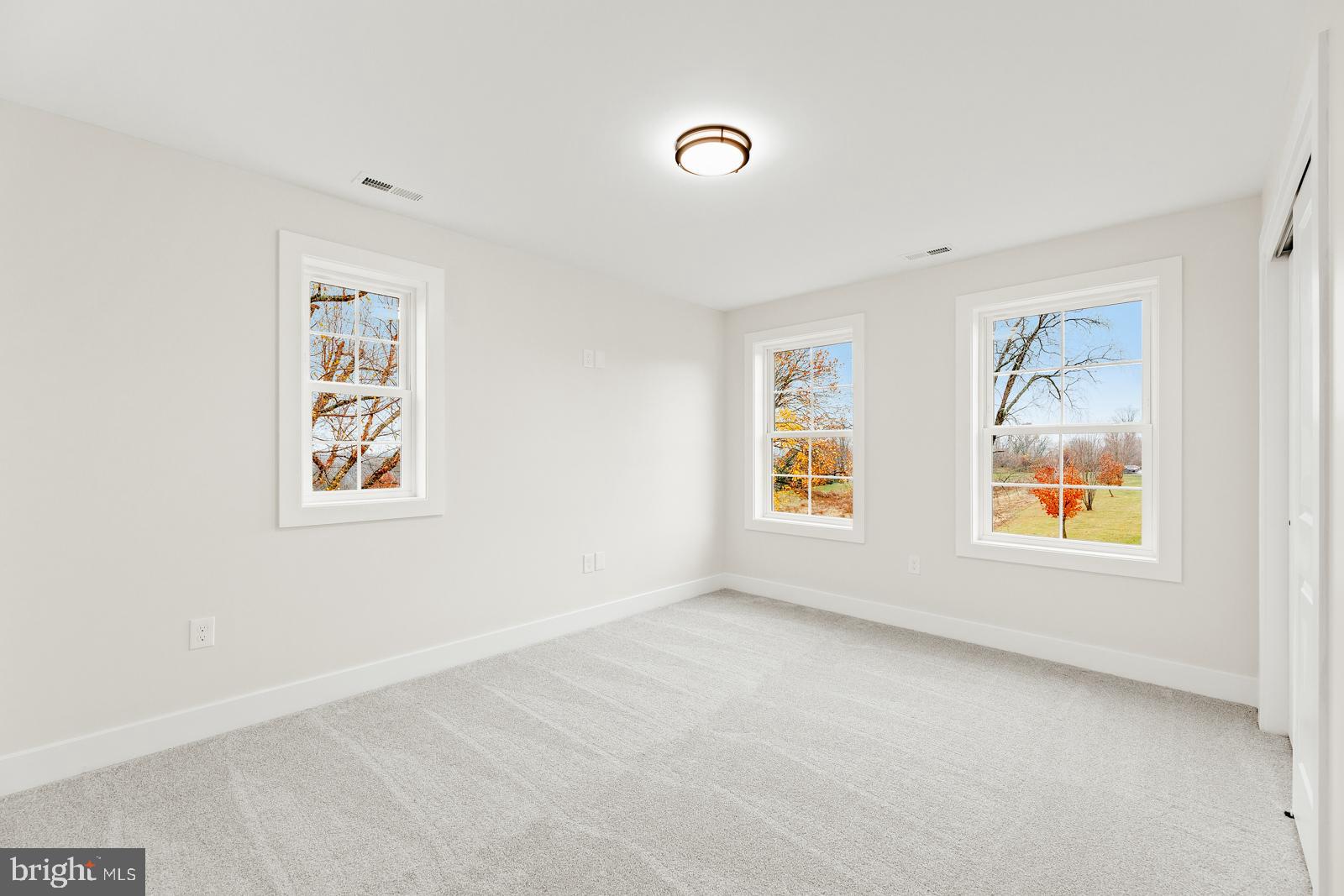 LANGHORNE MANOR - Residential