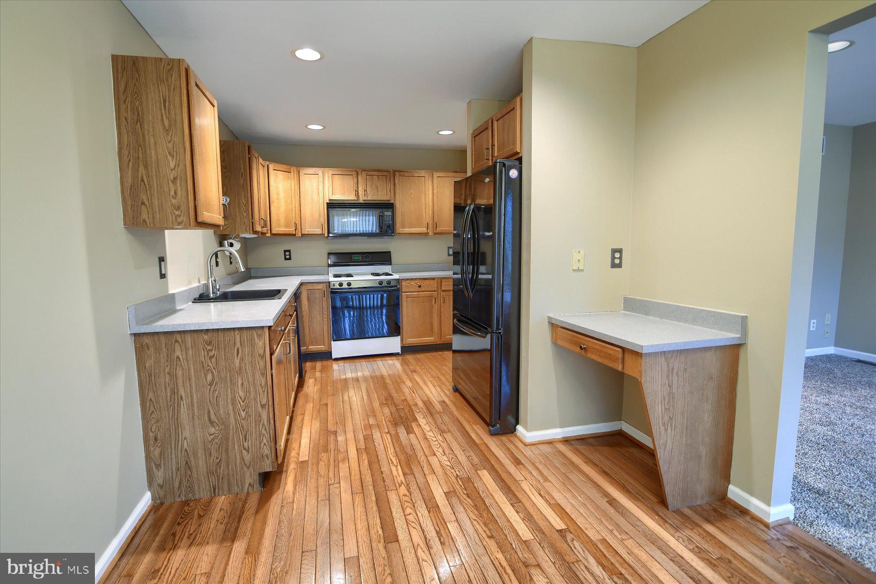 CHARLESTOWNE - Residential