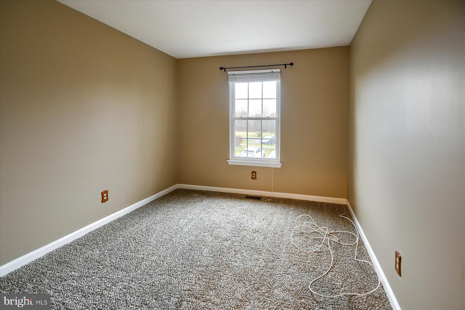 CHARLESTOWNE - Residential